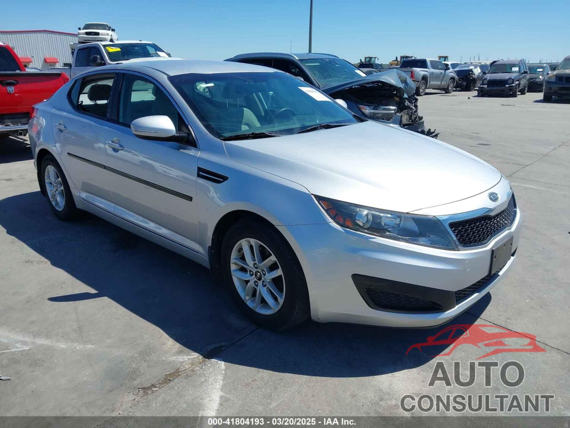KIA OPTIMA 2011 - KNAGM4A75B5073177