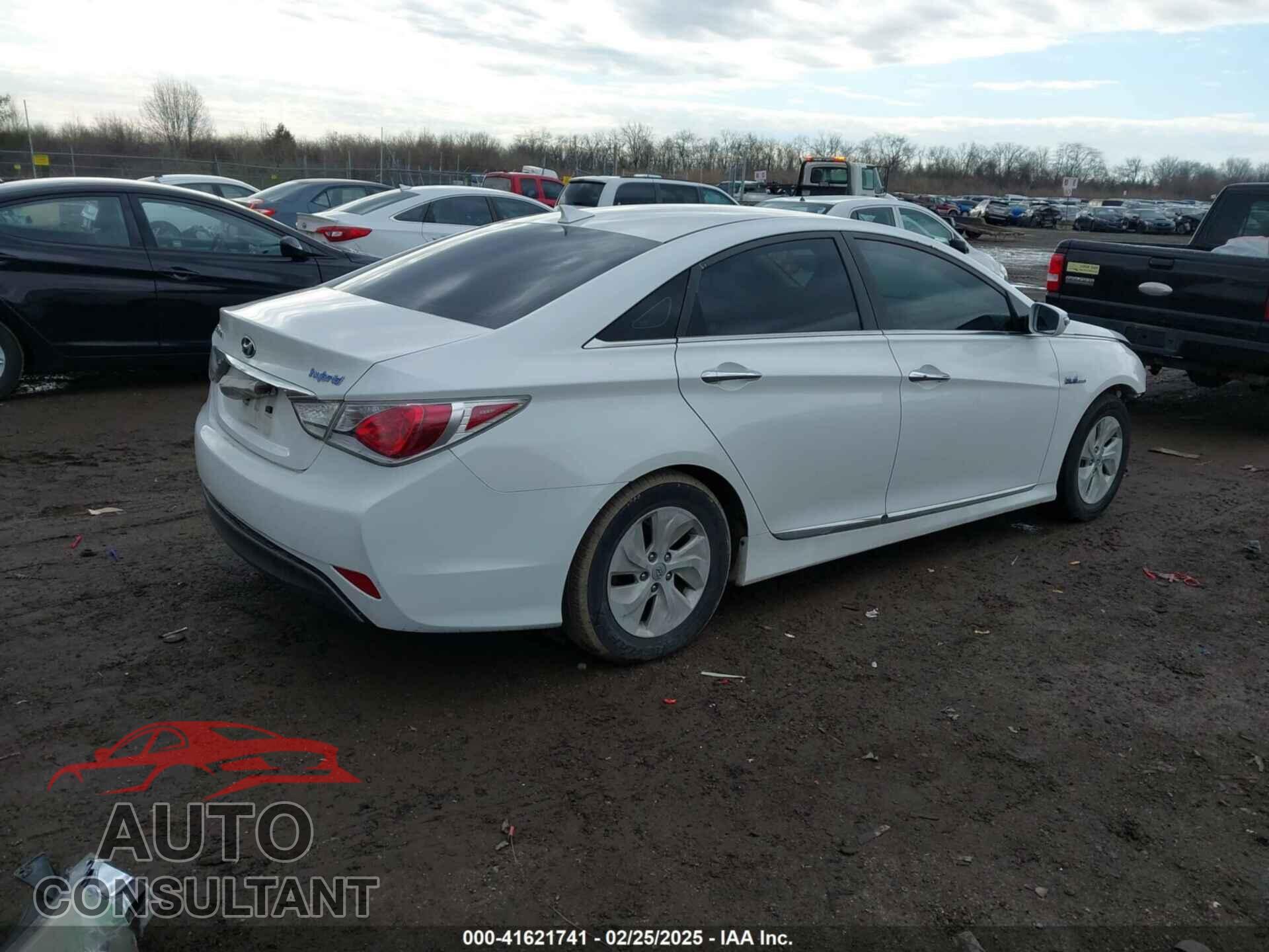 HYUNDAI SONATA HYBRID 2014 - KMHEC4A4XEA113473