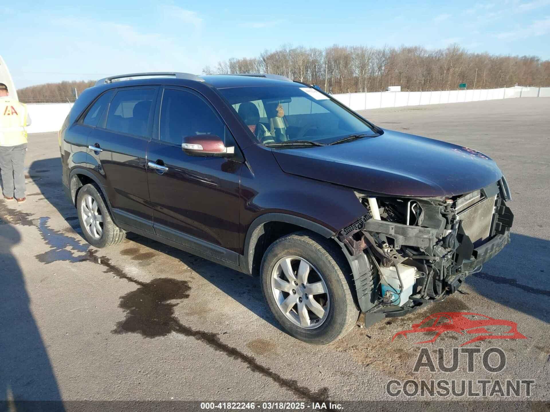 KIA SORENTO 2011 - 5XYKT4A24BG148043