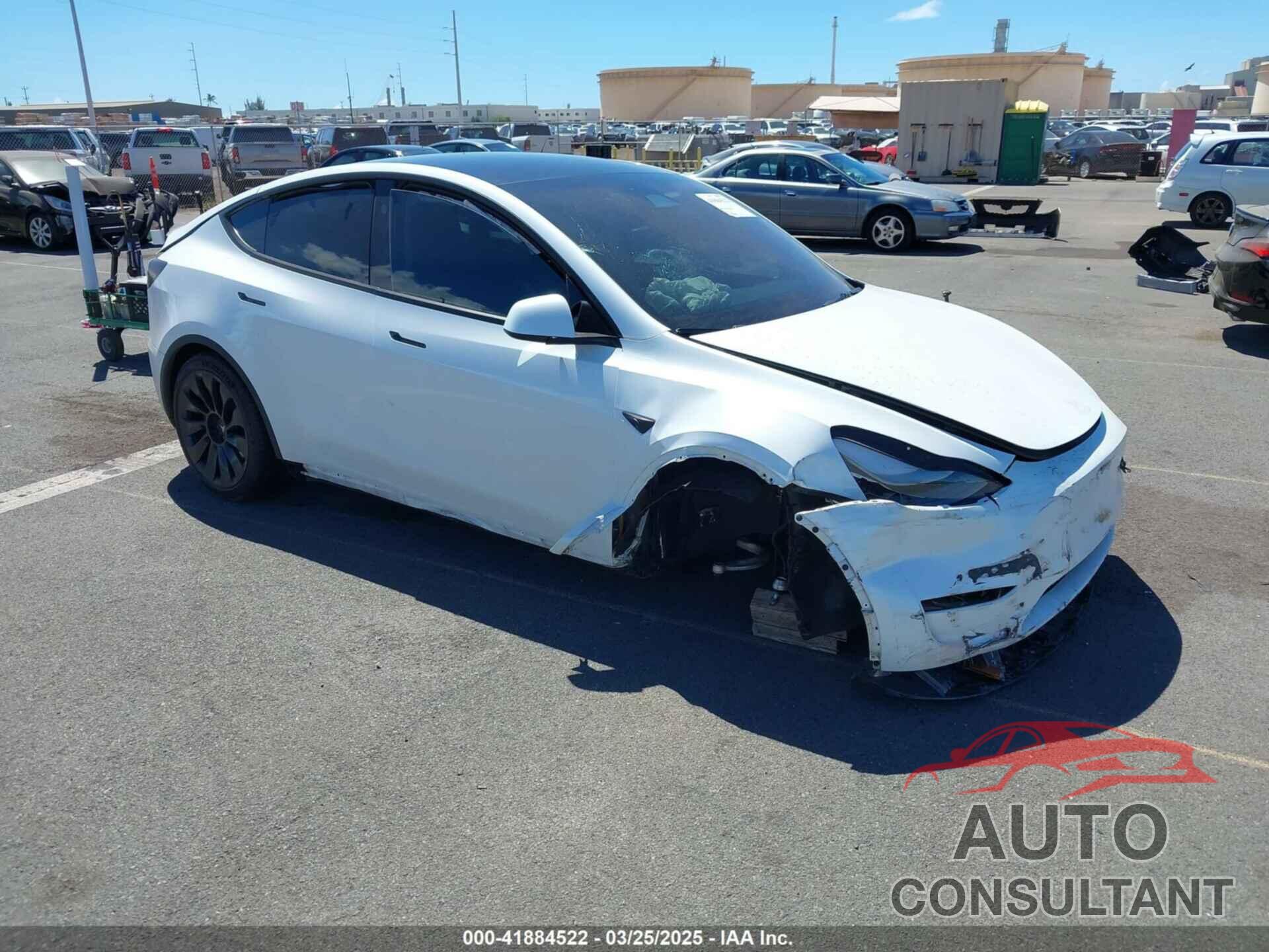 TESLA MODEL Y 2024 - 7SAYGDEF9RF062033