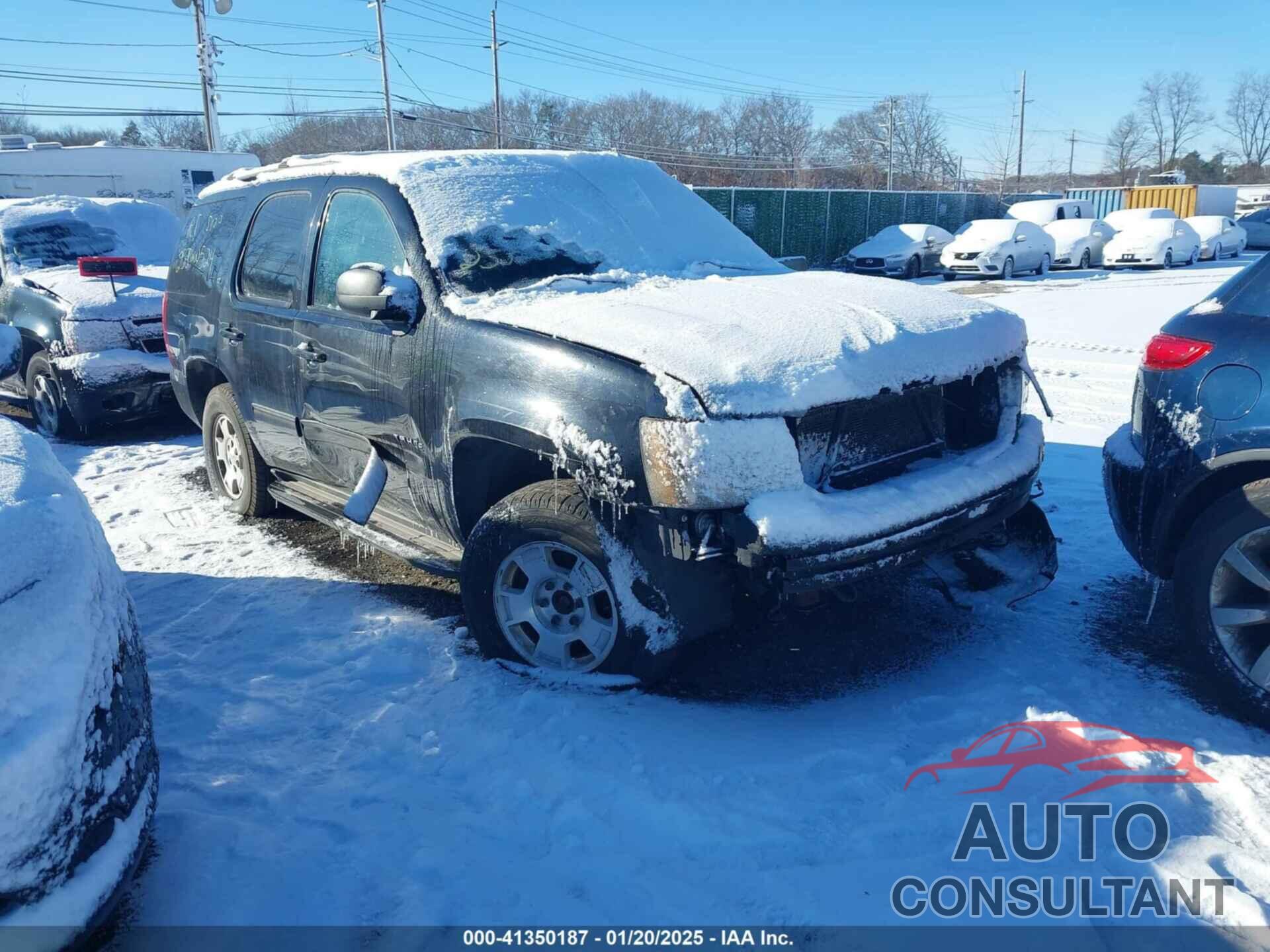 CHEVROLET TAHOE 2013 - 1GNSKBE03DR350139