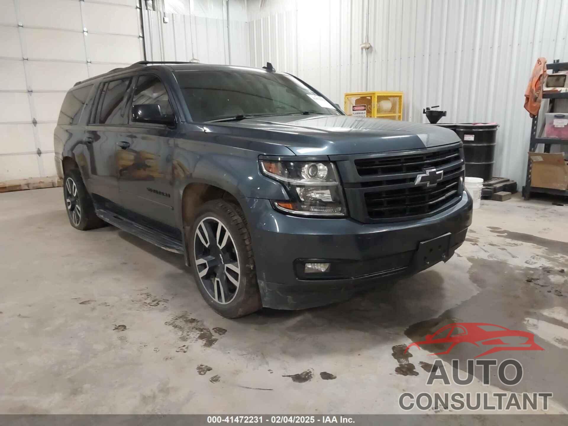 CHEVROLET SUBURBAN 2019 - 1GNSKJKJ8KR169252