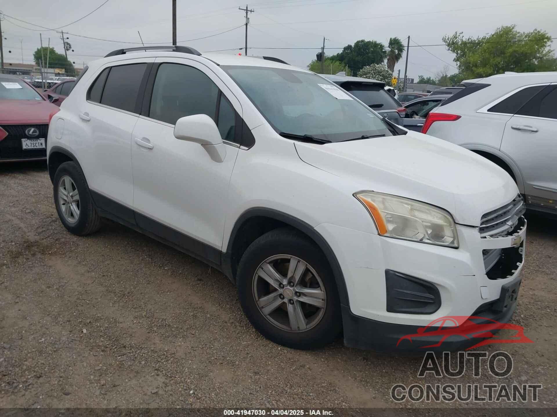 CHEVROLET TRAX 2015 - 3GNCJLSBXFL218671