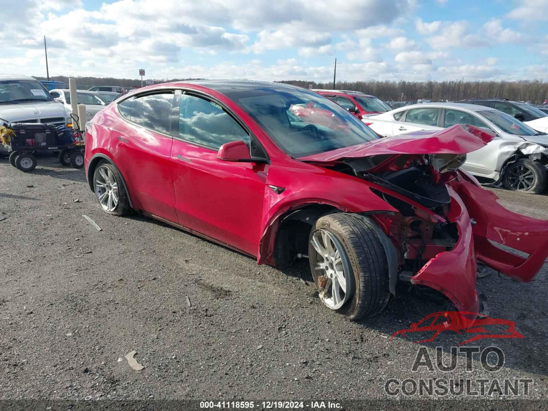 TESLA MODEL Y 2021 - 5YJYGDEE8MF134885