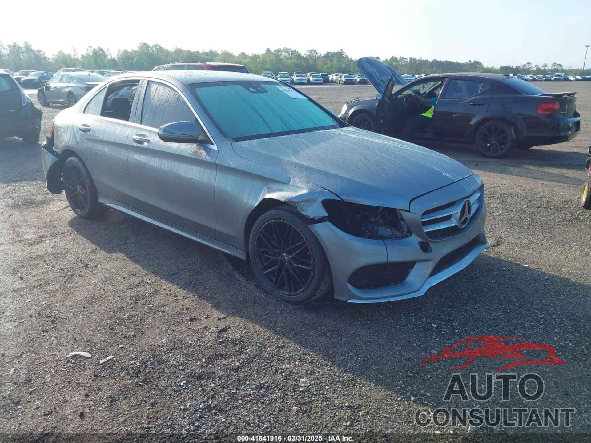 MERCEDES-BENZ C 300 2016 - 55SWF4KB8GU114434