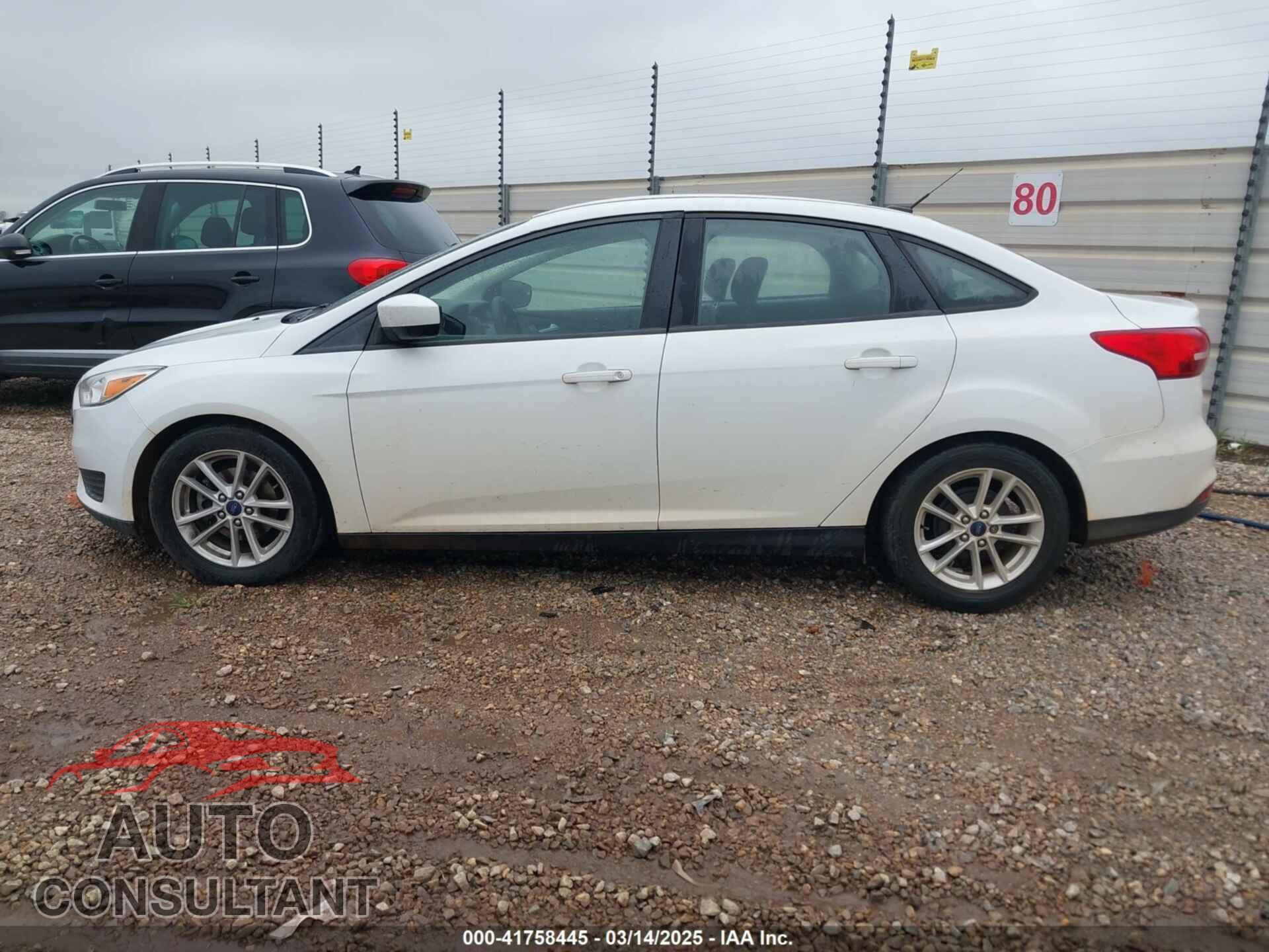 FORD FOCUS 2018 - 1FADP3F23JL225333