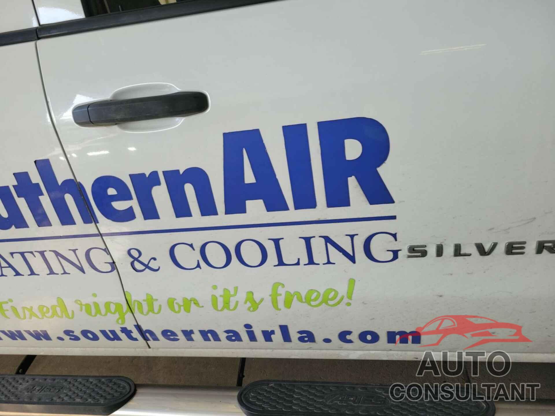 CHEVROLET SILVERADO 1500 2016 - 1GCRCPEC2GZ386419