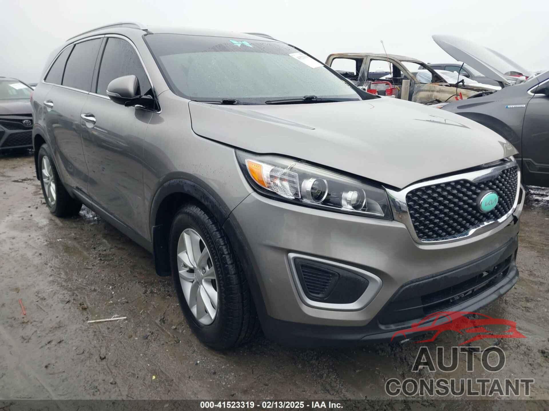 KIA SORENTO 2018 - 5XYPG4A35JG404546