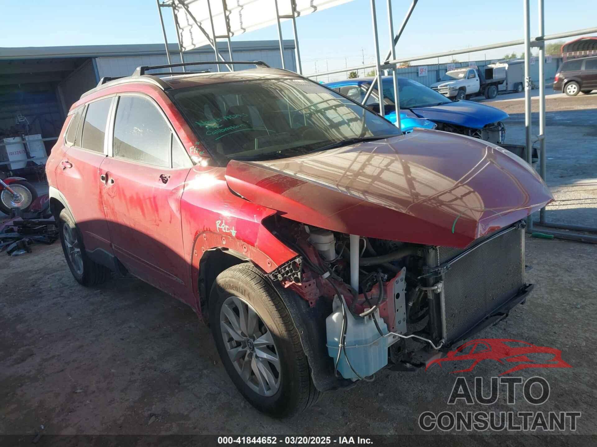 TOYOTA COROLLA CROSS 2022 - 7MUCAABG8NV038550