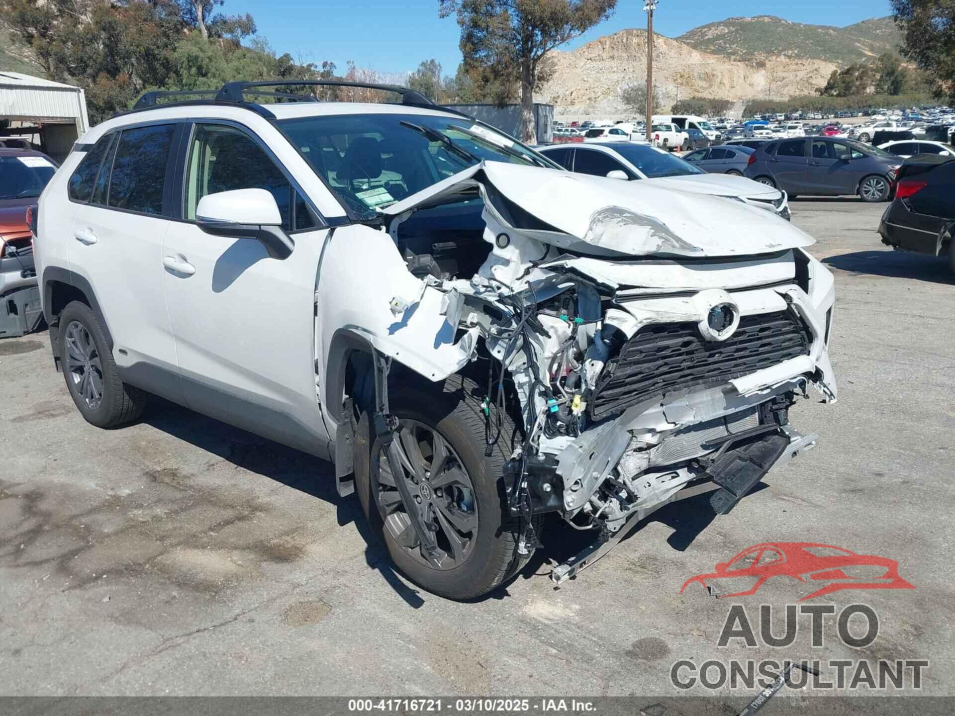 TOYOTA RAV4 HYBRID 2024 - JTMB6RFV3RJ059534