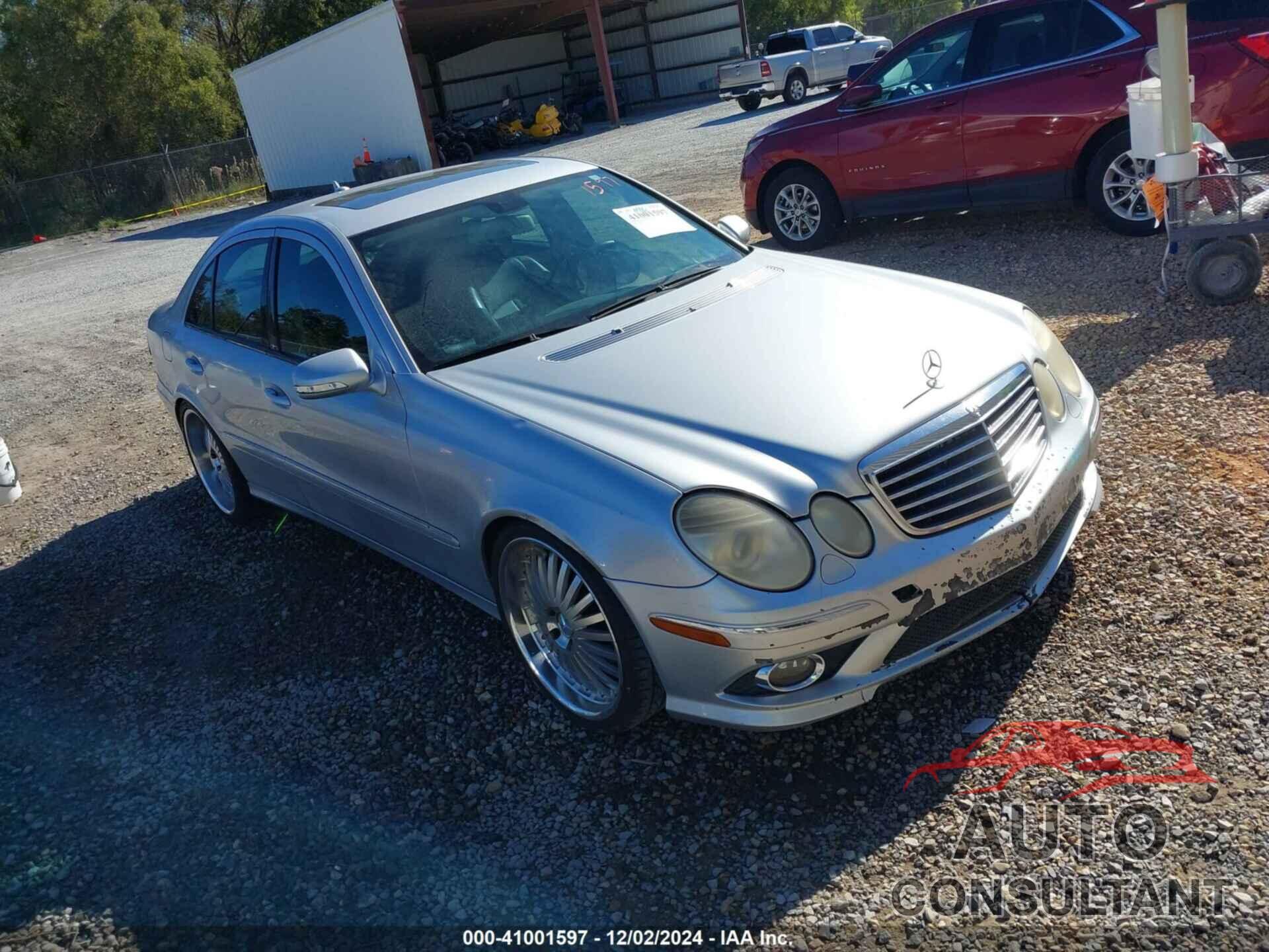 MERCEDES-BENZ E 350 2009 - WDBUF56X39B390321