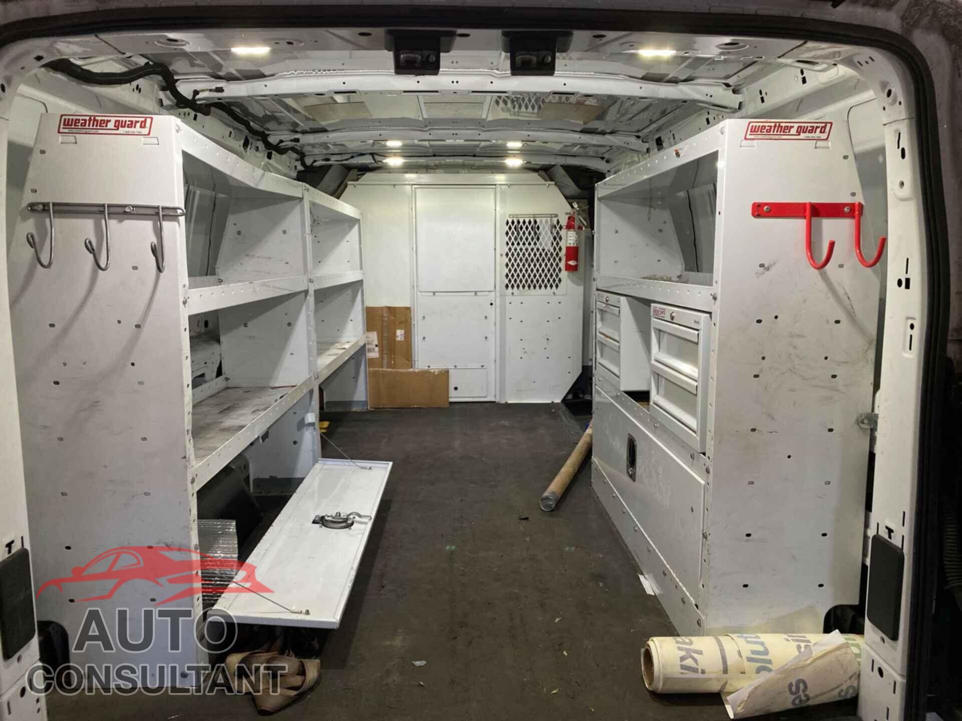 FORD TRANSIT-150 2015 - 1FTNE2YM7FKB29926