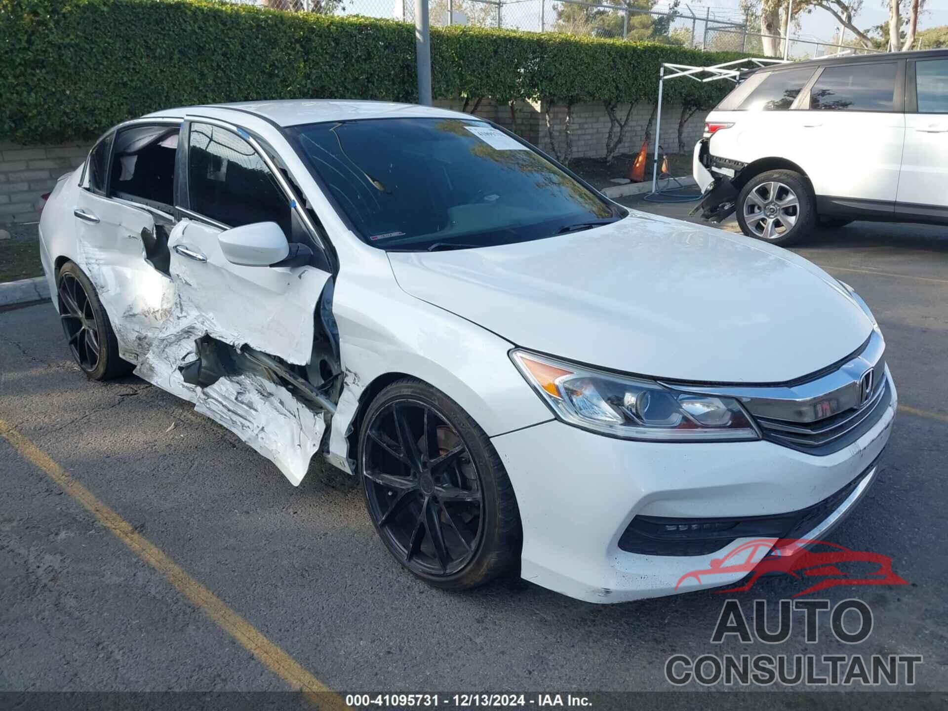 HONDA ACCORD 2017 - 1HGCR2F13HA206841