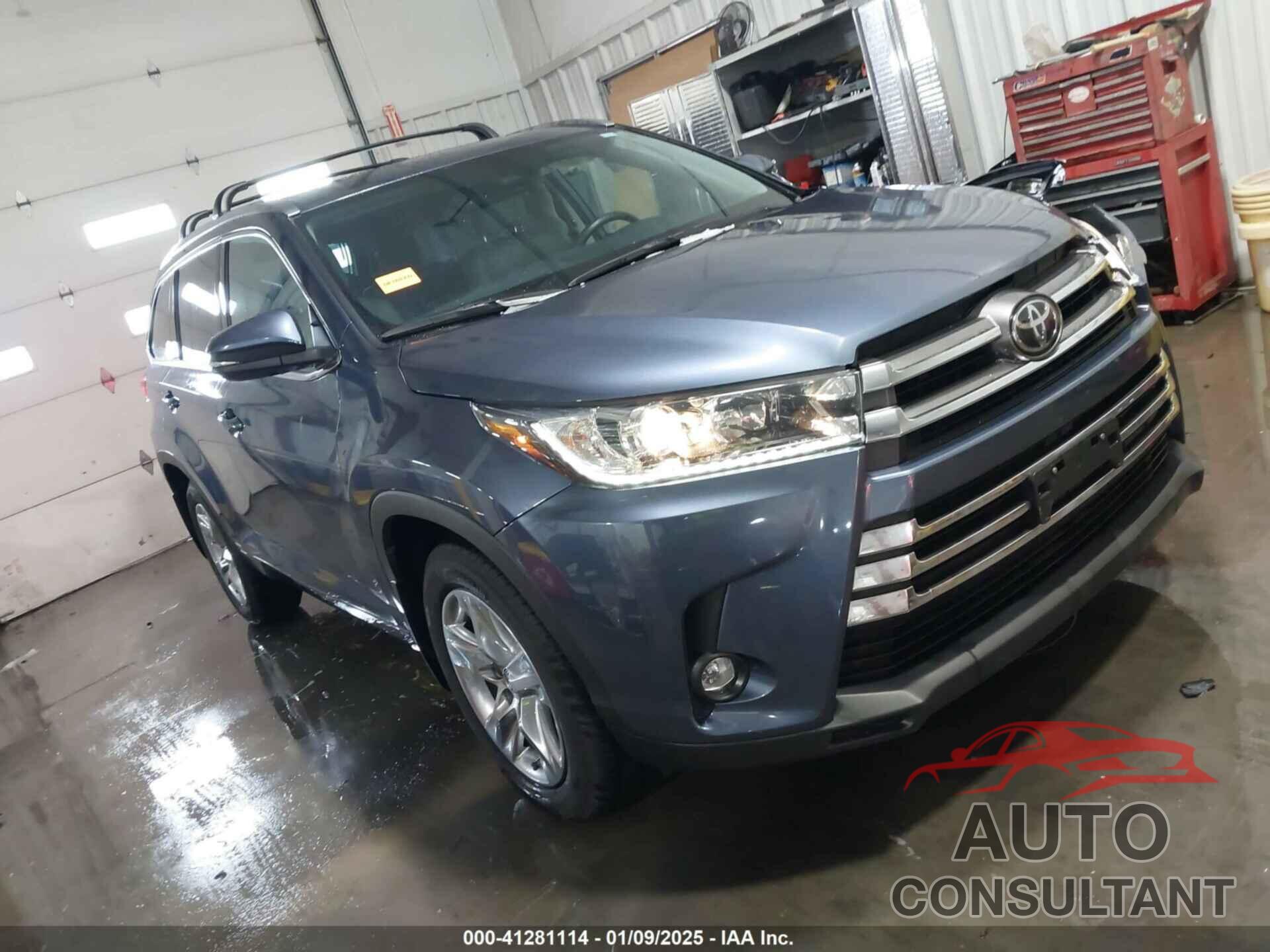 TOYOTA HIGHLANDER 2019 - 5TDDZRFH8KS700096