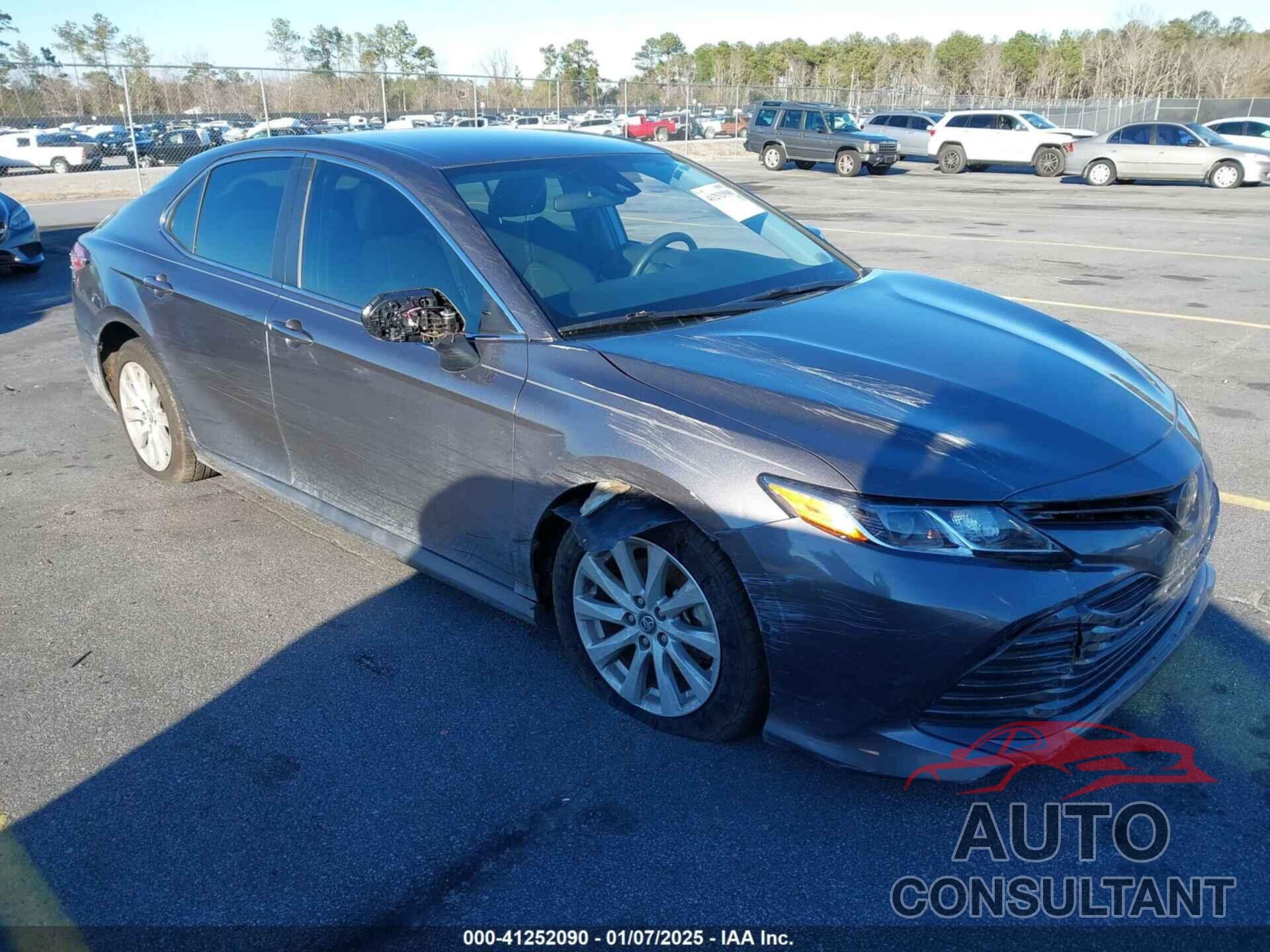 TOYOTA CAMRY 2020 - 4T1C11AK2LU883575