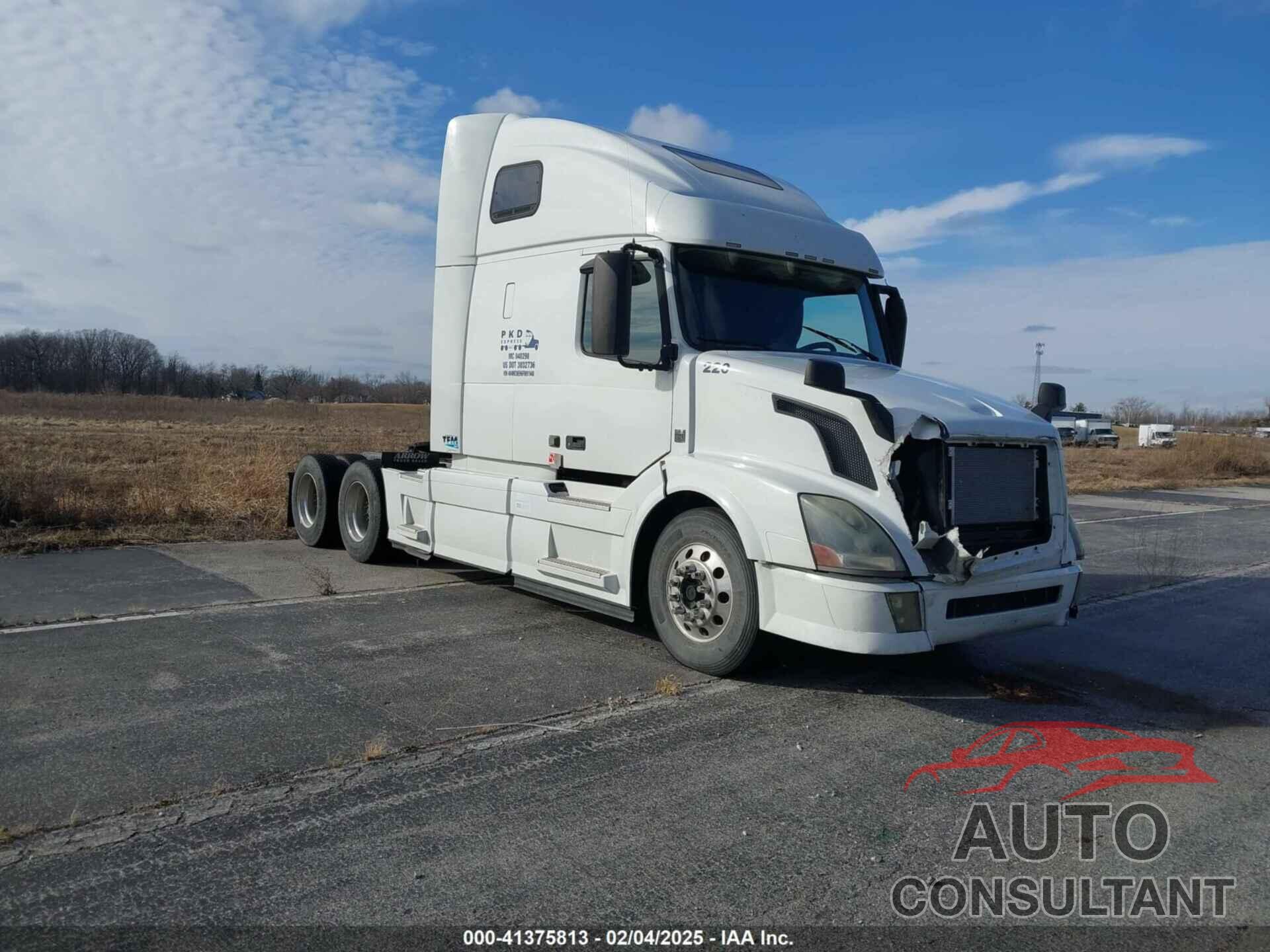 VOLVO VN 2015 - 4V4NC9EH6FN919484