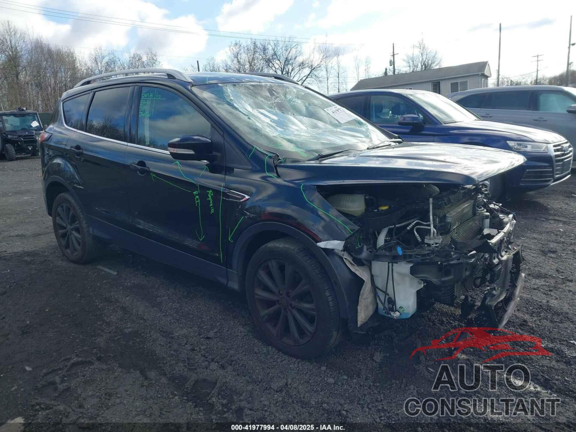 FORD ESCAPE 2018 - 1FMCU9J99JUD33676