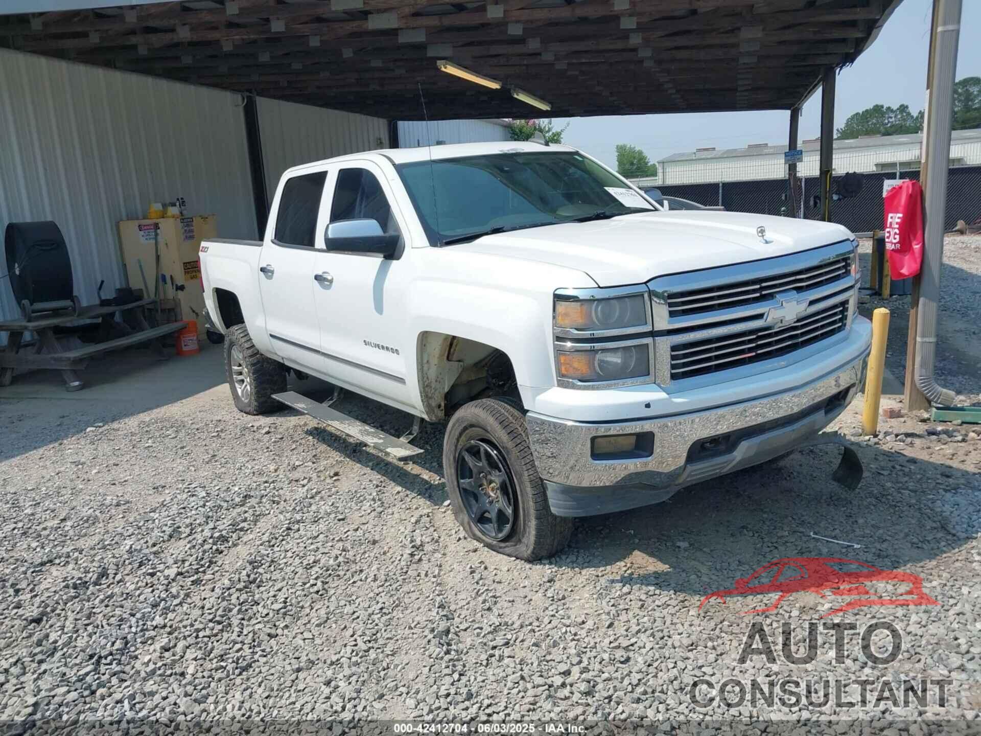 CHEVROLET SILVERADO 1500 2015 - 3GCUKSEC3FG325336