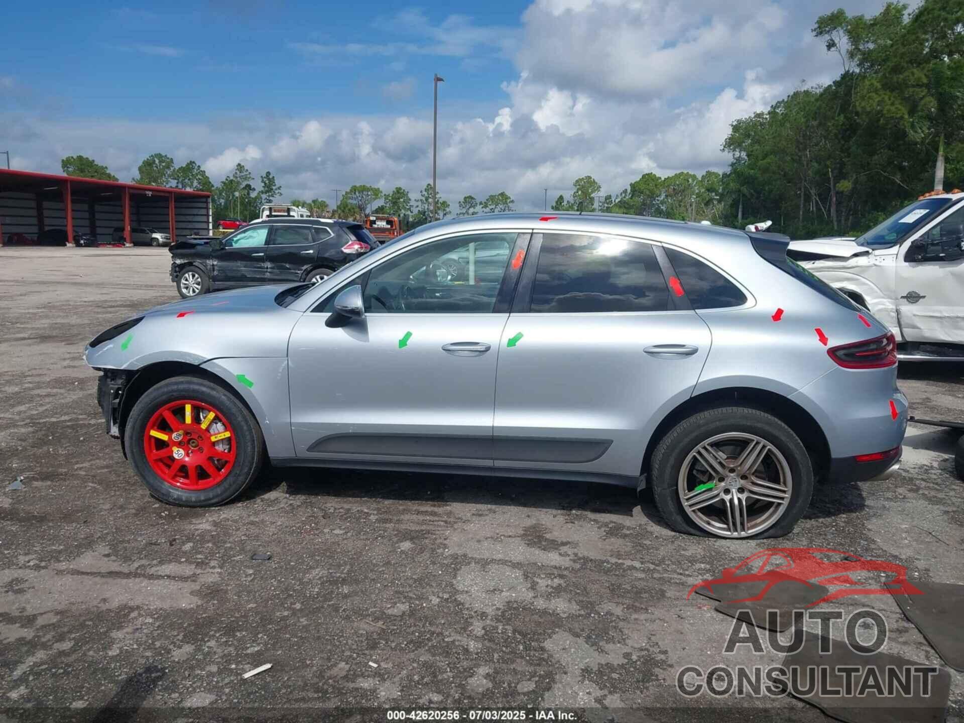 PORSCHE MACAN 2016 - WP1AB2A52GLB40367