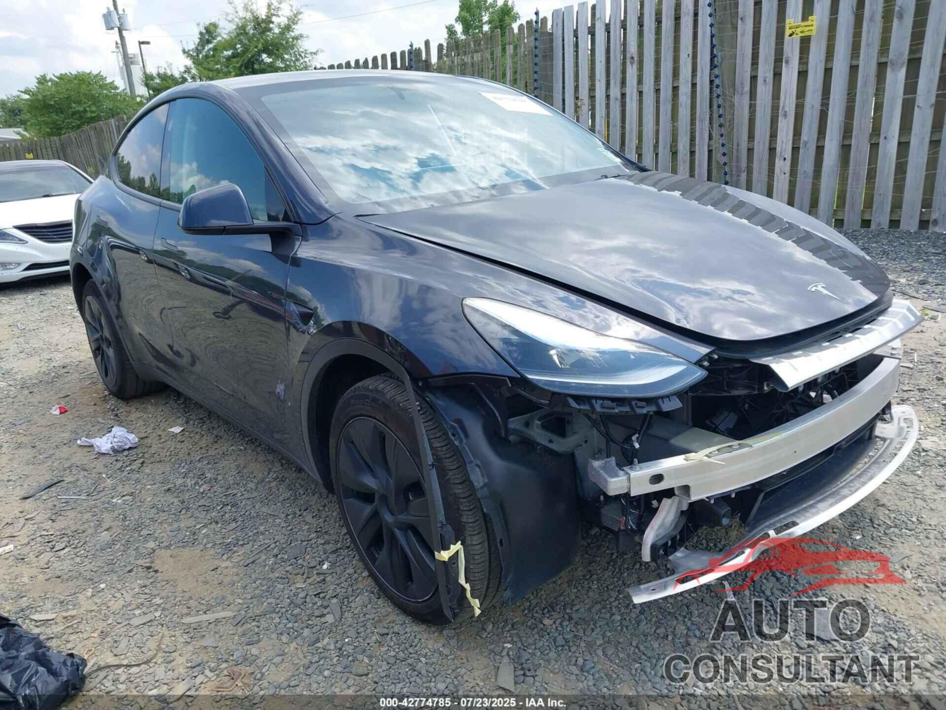 TESLA MODEL Y 2024 - 7SAYGDEE3RF202116
