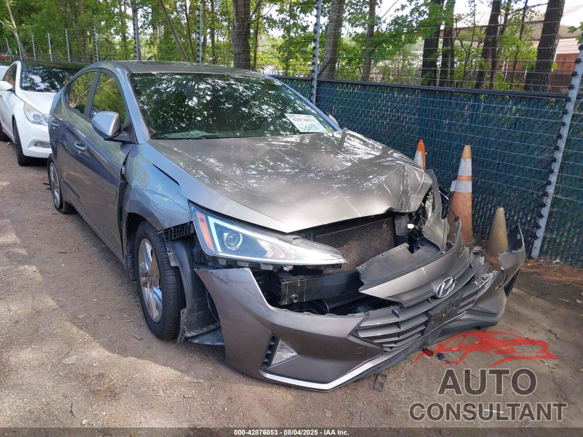 HYUNDAI ELANTRA 2020 - KMHD84LF5LU082687