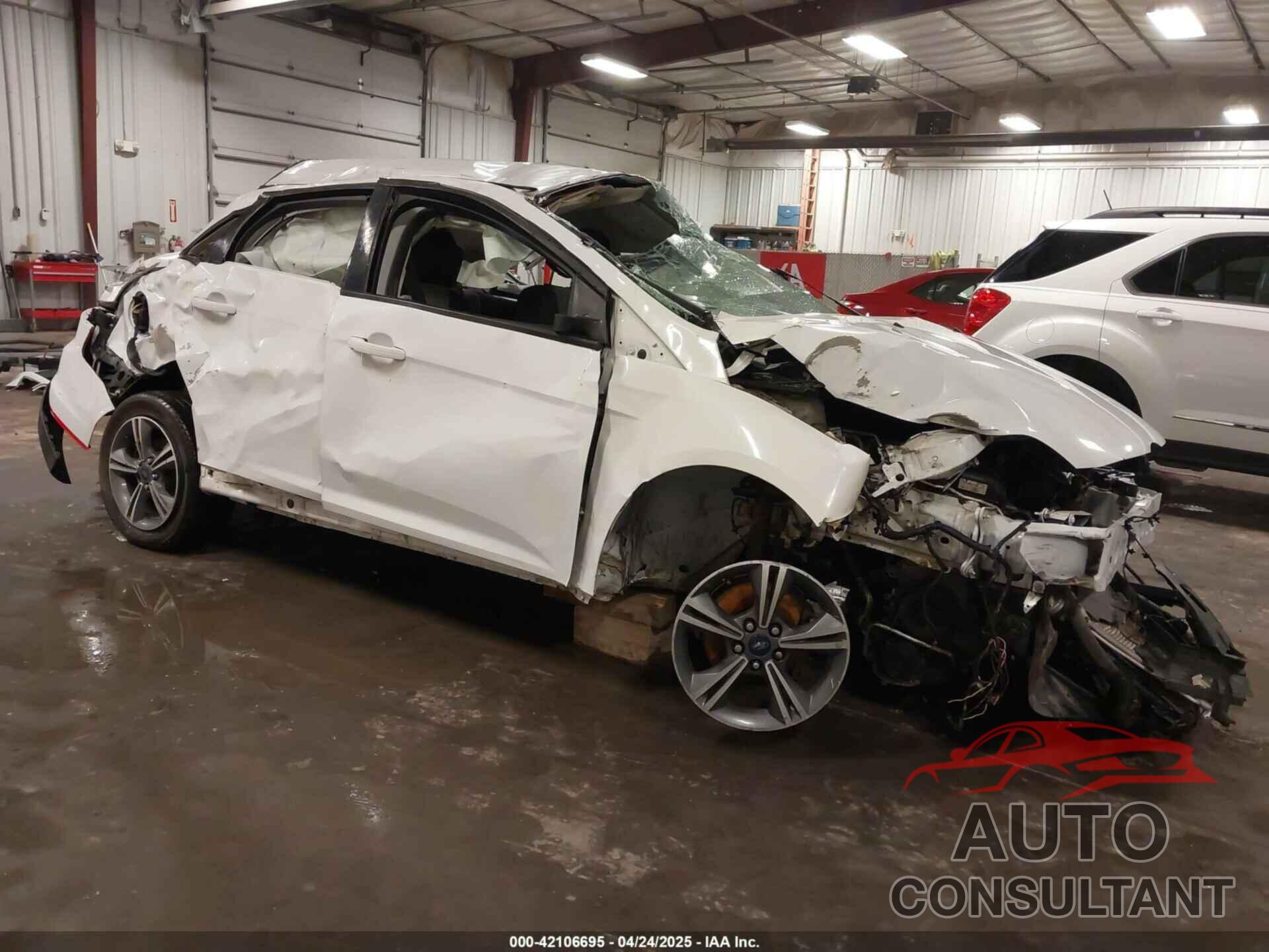 FORD FOCUS 2014 - 1FADP3F2XEL299306