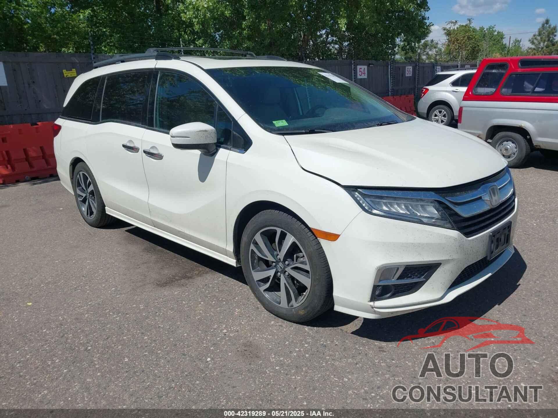 HONDA ODYSSEY 2018 - 5FNRL6H96JB080220