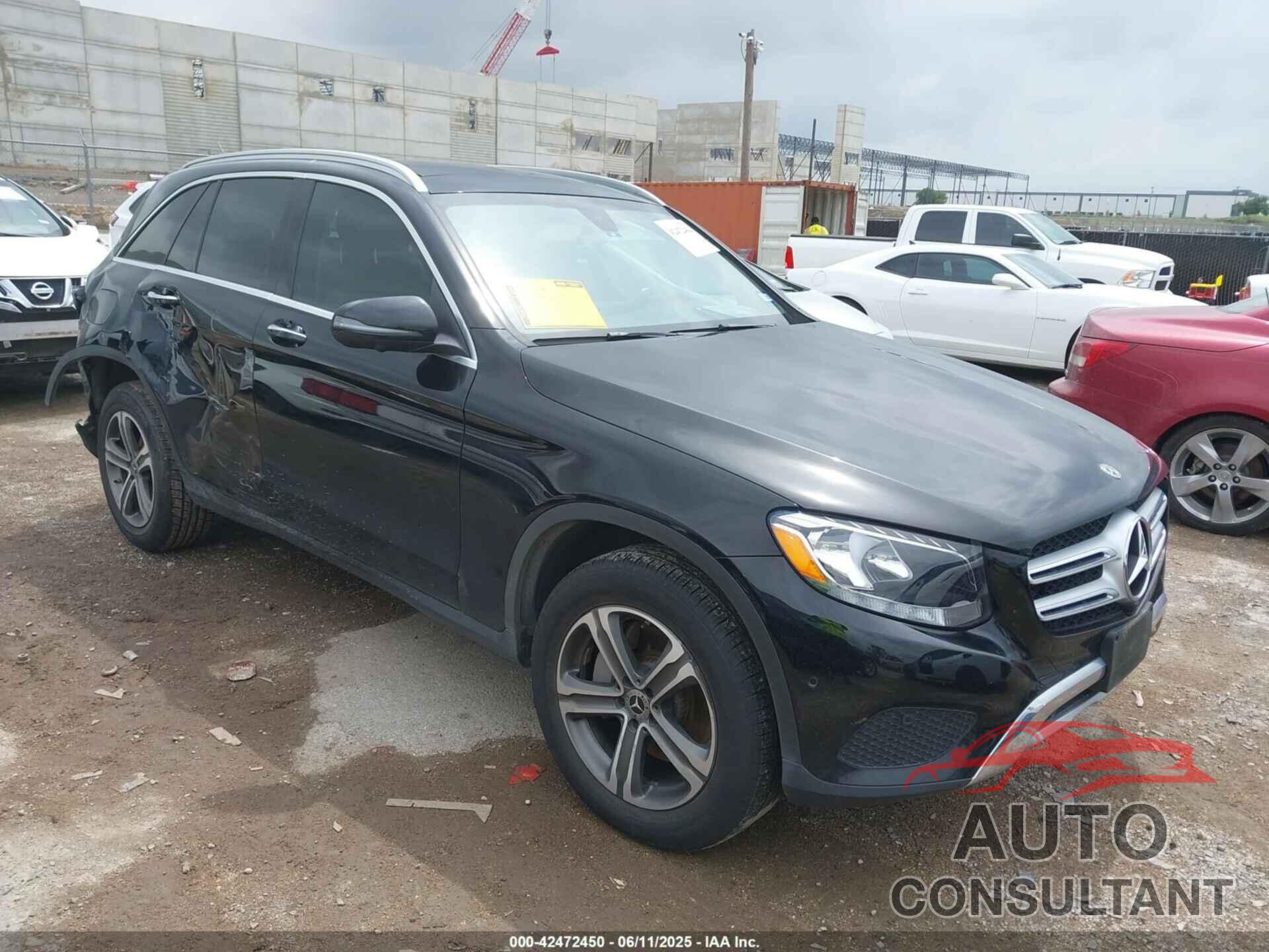 MERCEDES-BENZ GLC 300 2019 - WDC0G4JB6KV185786