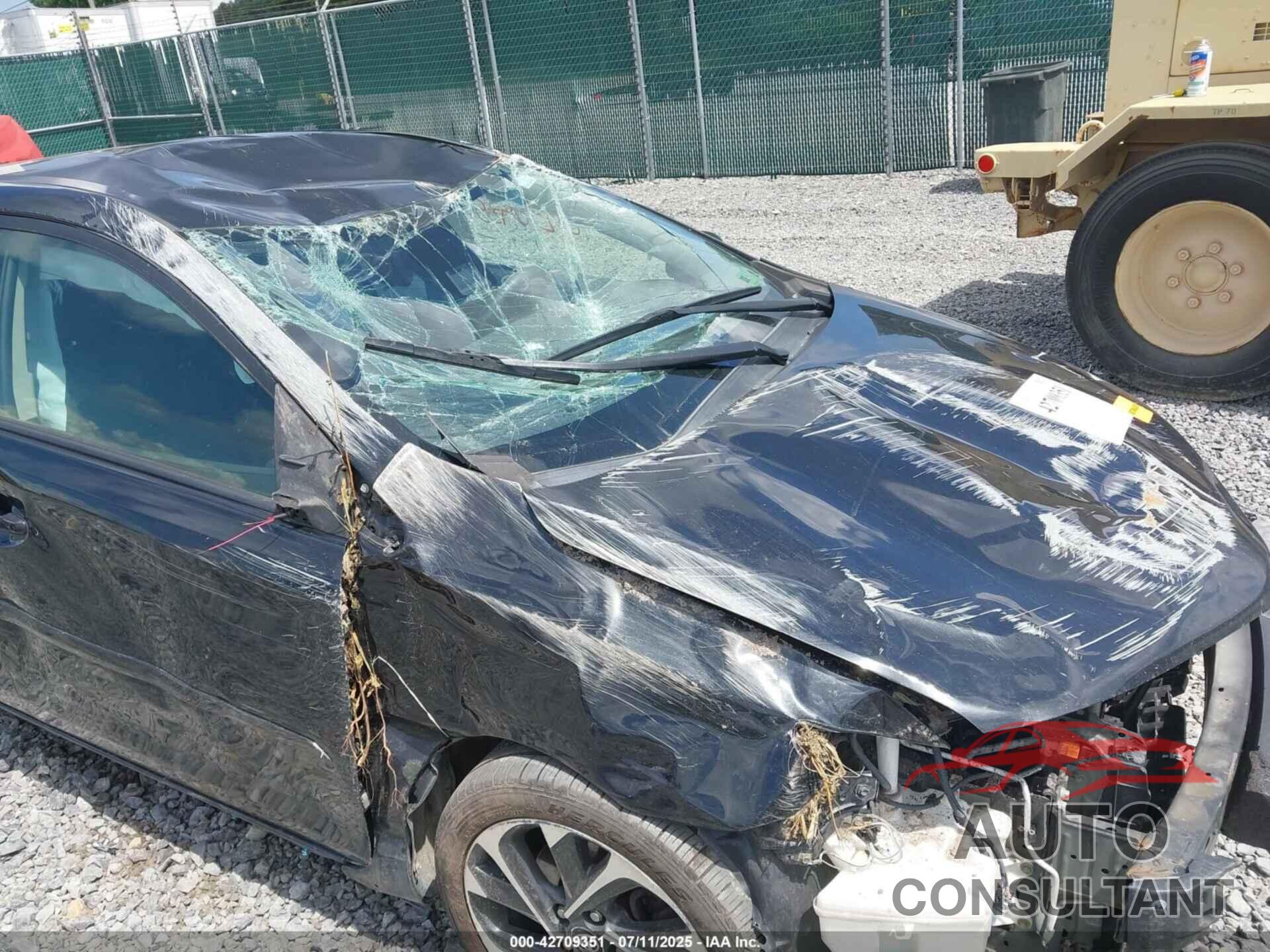 TOYOTA COROLLA IM 2017 - JTNKARJE2HJ524725