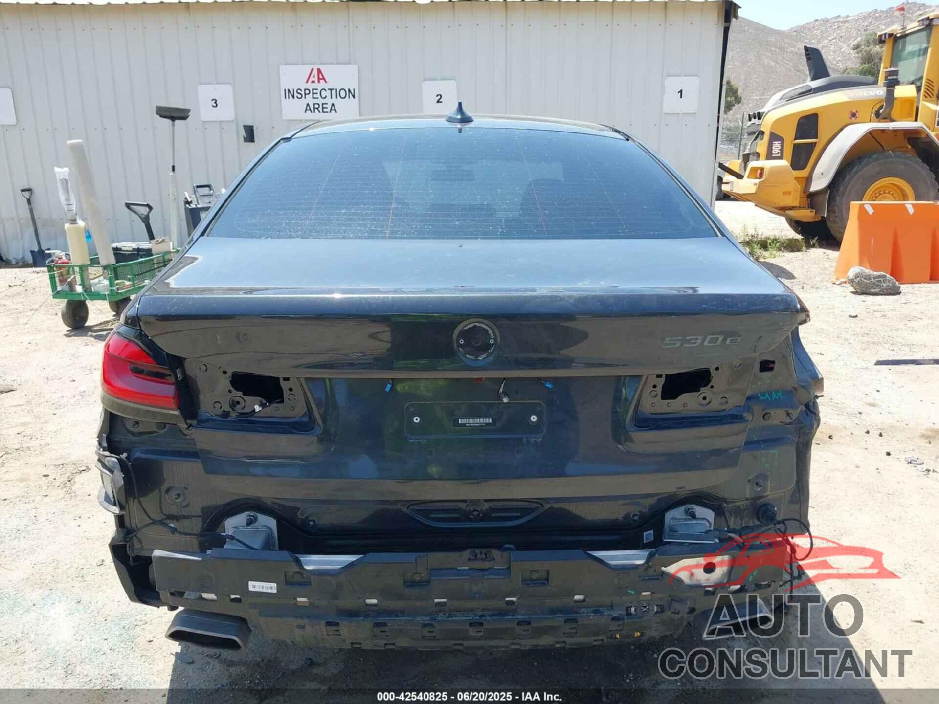 BMW 5 SERIES 2021 - WBA13AG03MCF17157