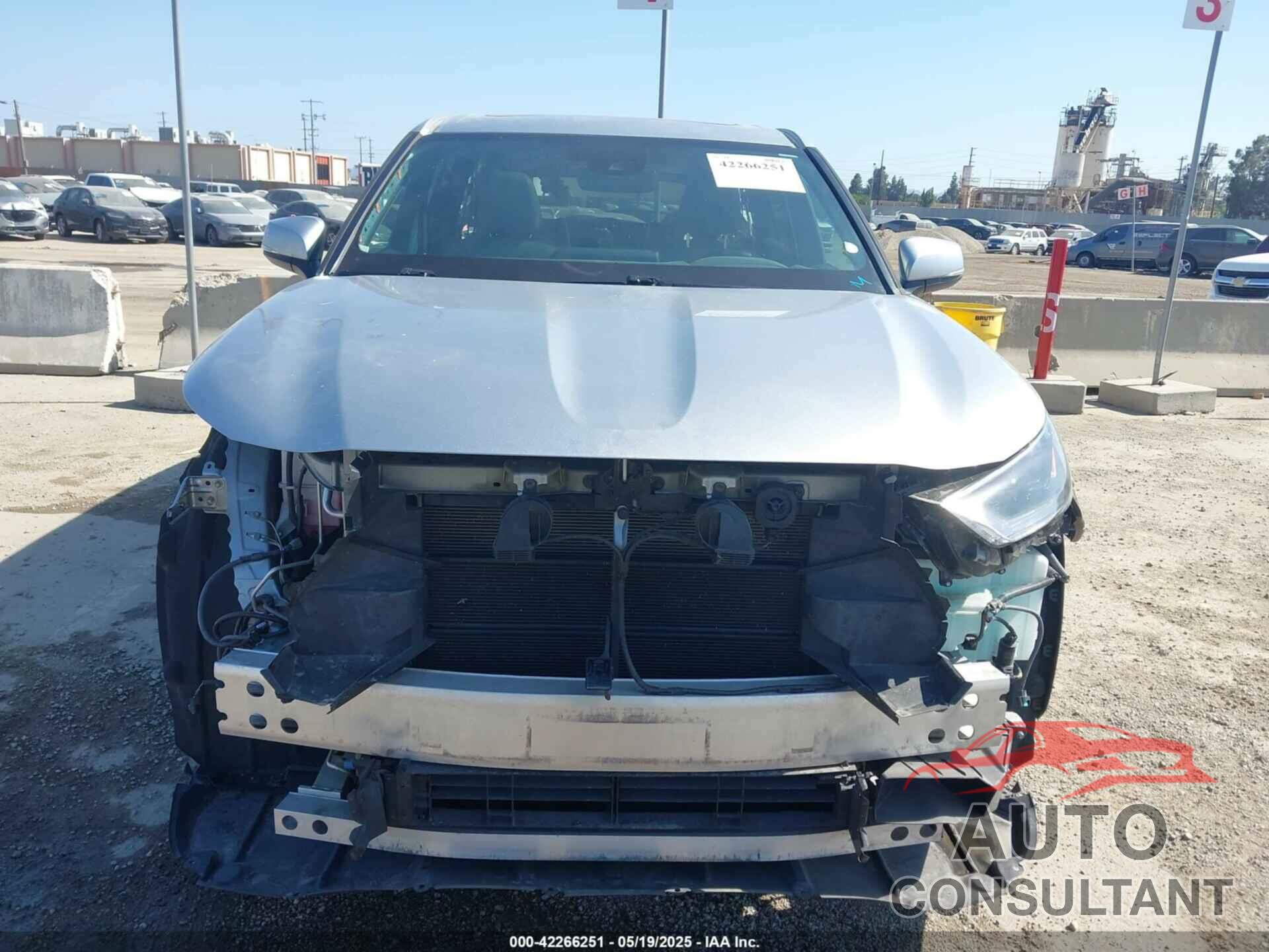TOYOTA HIGHLANDER 2021 - 5TDHBRCH0MS517918