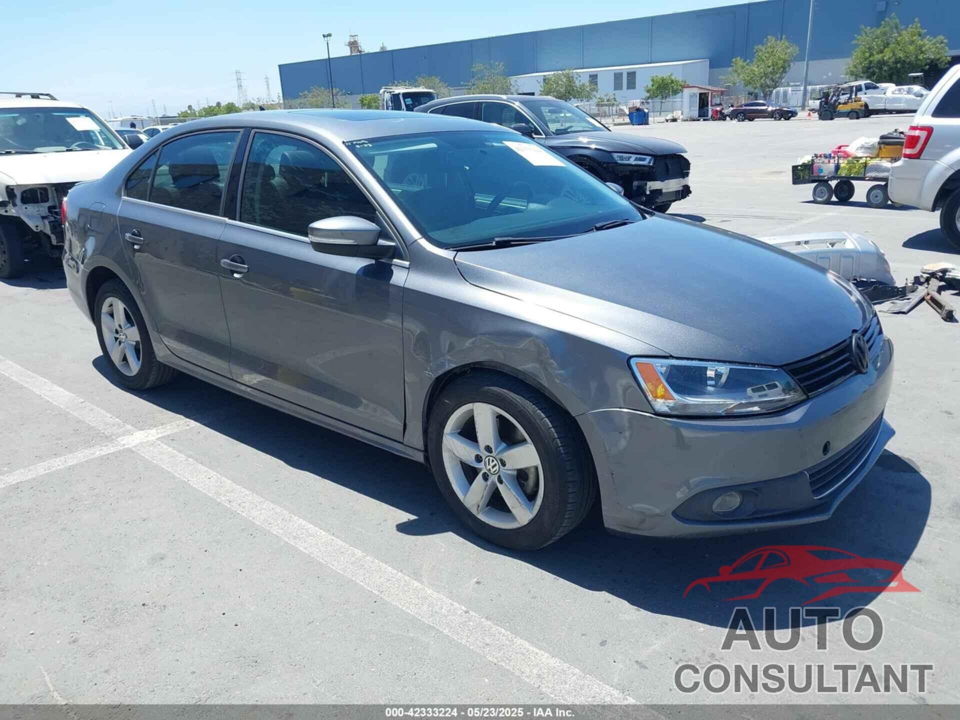 VOLKSWAGEN JETTA 2012 - 3VWLL7AJ7CM012455