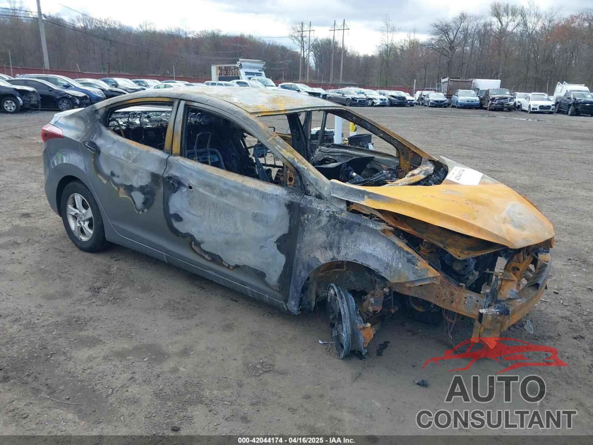HYUNDAI ELANTRA 2014 - 5NPDH4AE1EH456210
