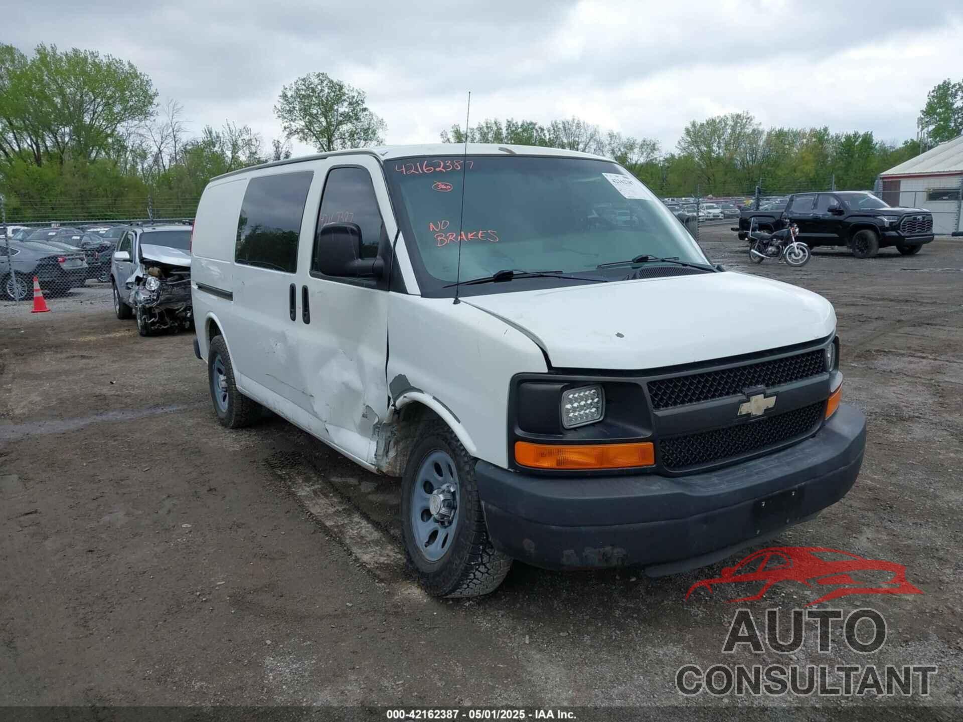 CHEVROLET EXPRESS 1500 2010 - 1GCUGADX0A1162118