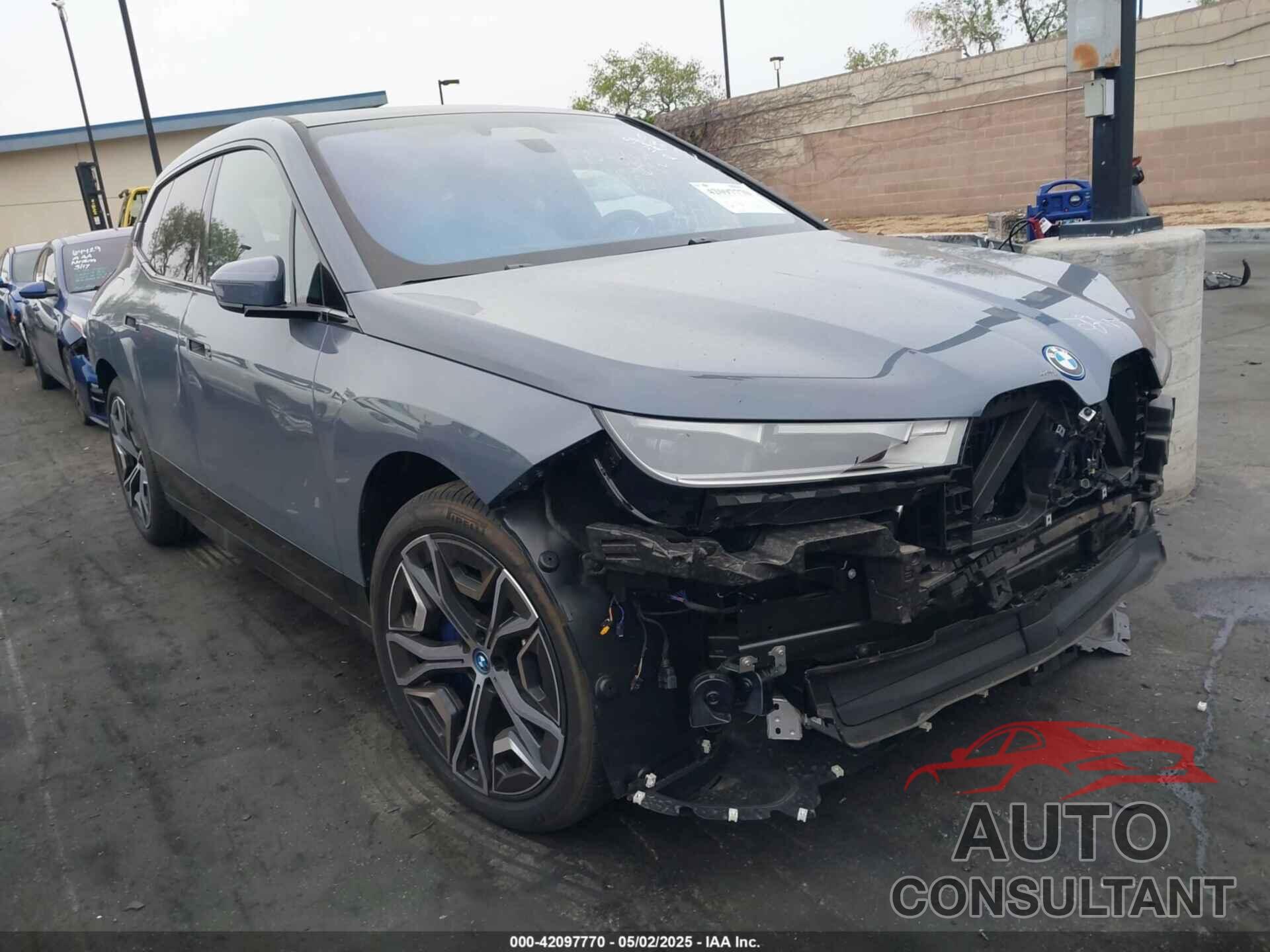 BMW IX 2025 - WB523CF07SCT32782