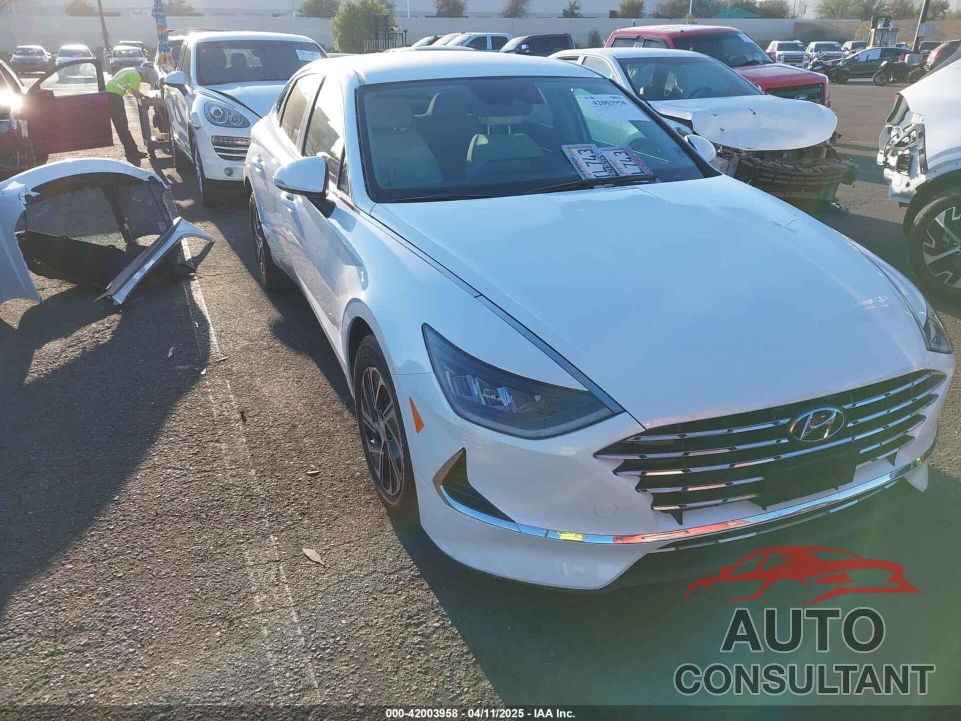 HYUNDAI SONATA 2021 - KMHL24JJ5MA035473