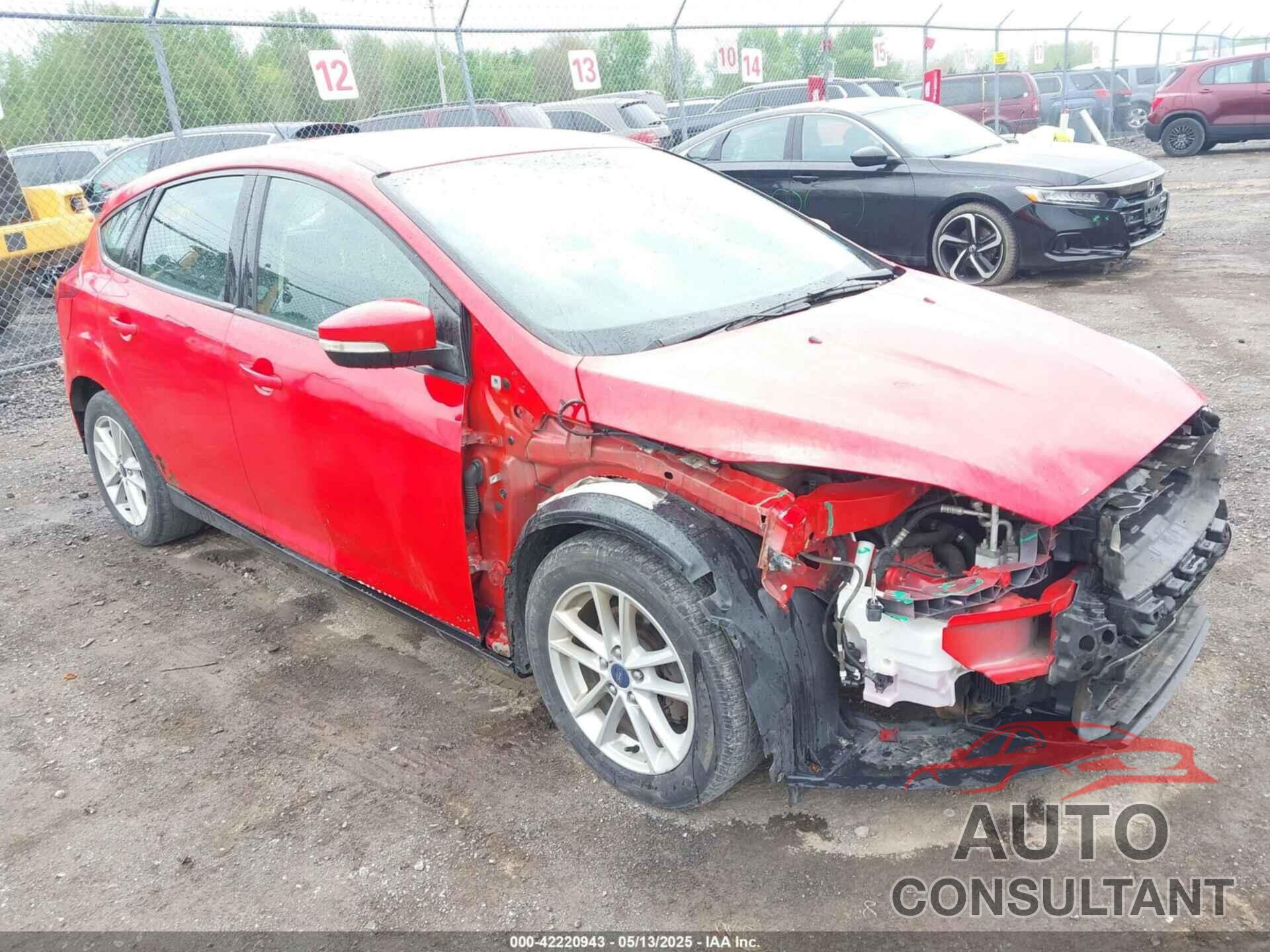 FORD FOCUS 2017 - 1FADP3K28HL326657