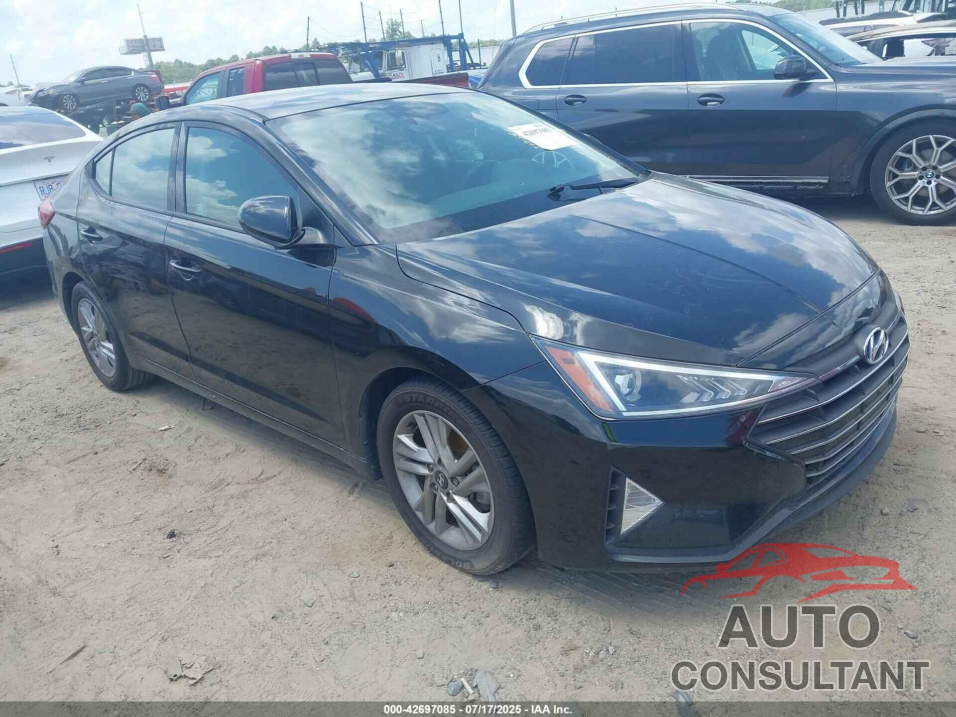 HYUNDAI ELANTRA 2019 - KMHD84LF4KU759002