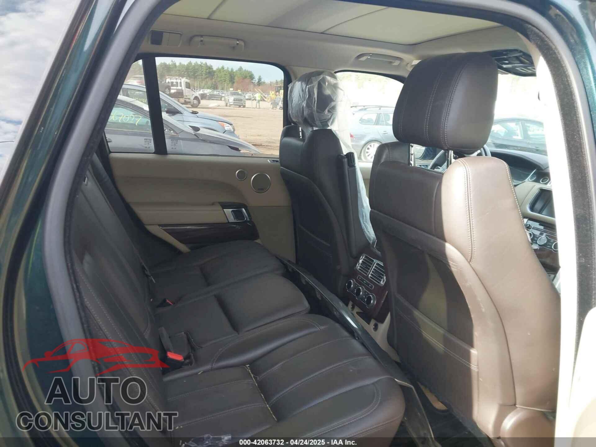 LAND ROVER RANGE ROVER 2015 - SALGS2VF6FA233443