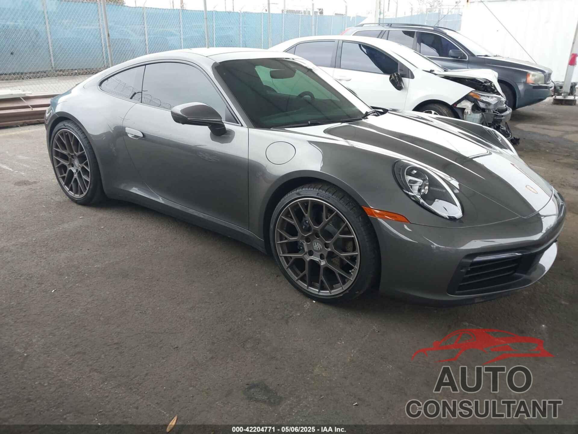 PORSCHE 911 2022 - WP0AA2A94NS205939
