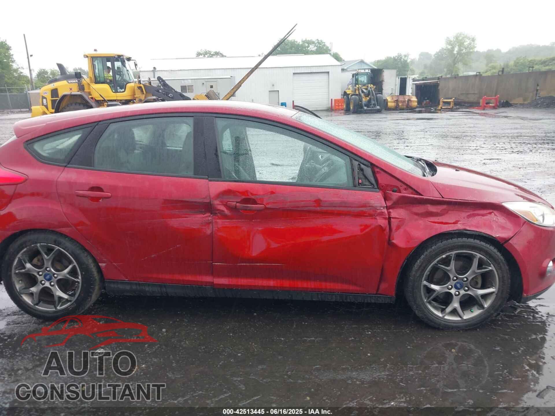 FORD FOCUS 2014 - 1FADP3K23EL319188