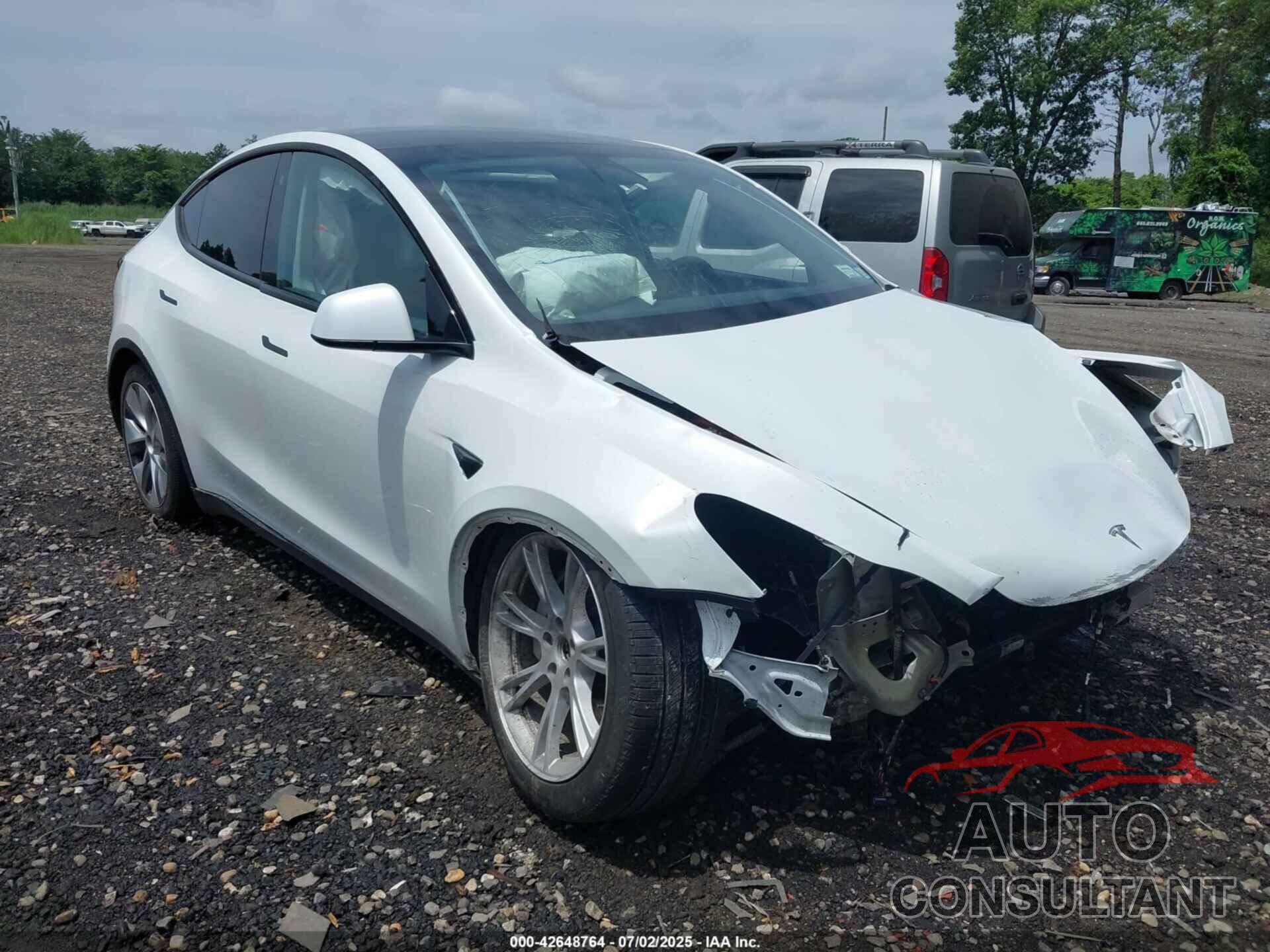 TESLA MODEL Y 2023 - 7SAYGDEE2PA130075