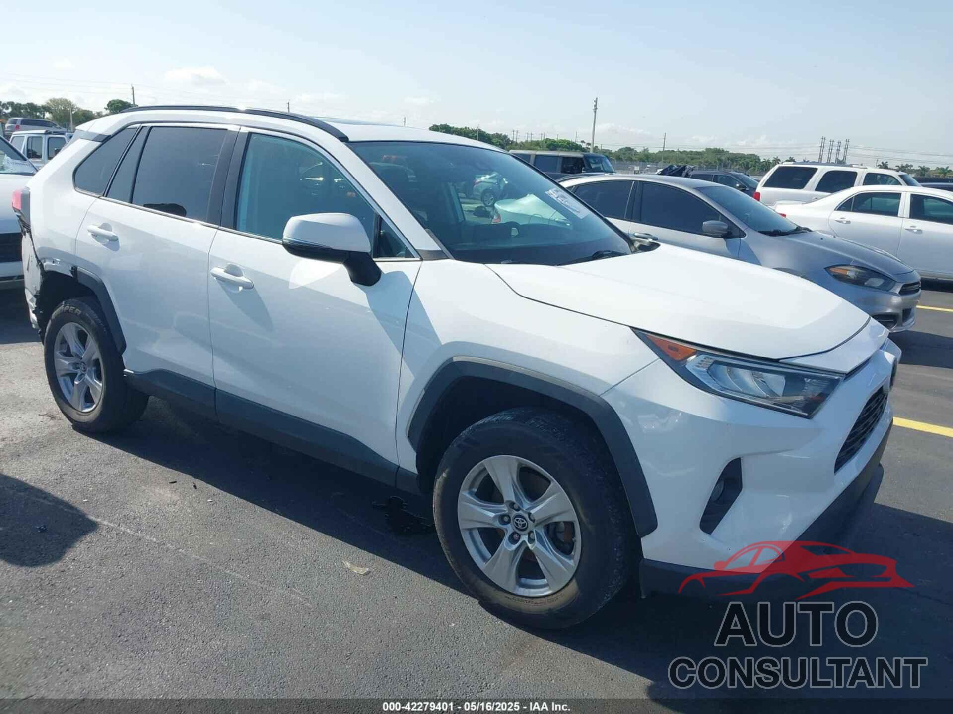 TOYOTA RAV4 2019 - 2T3W1RFV6KW013977