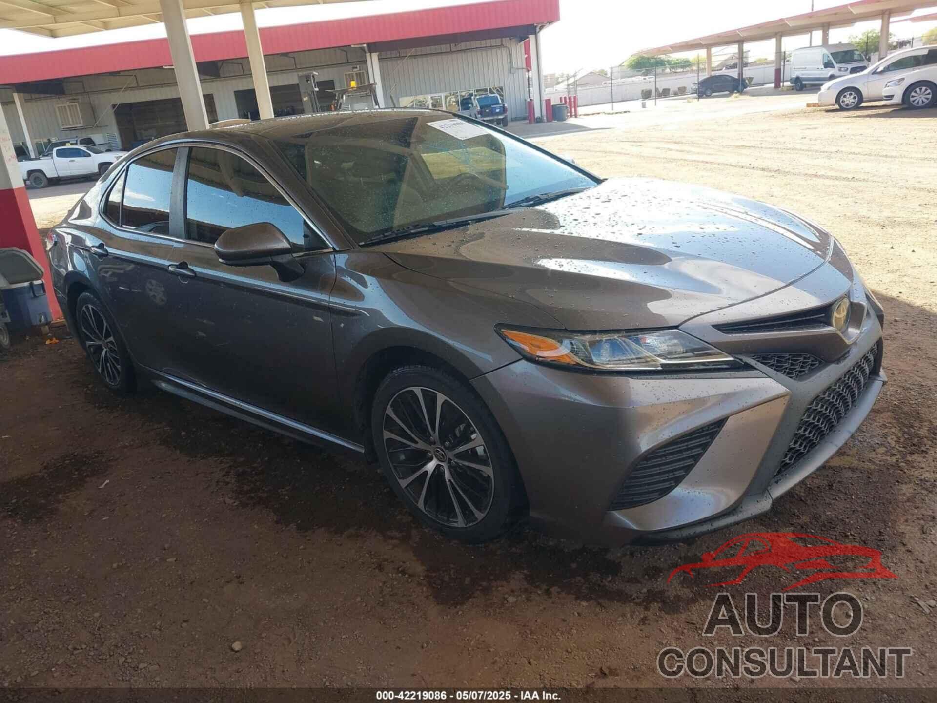 TOYOTA CAMRY 2020 - 4T1G11AK0LU976743