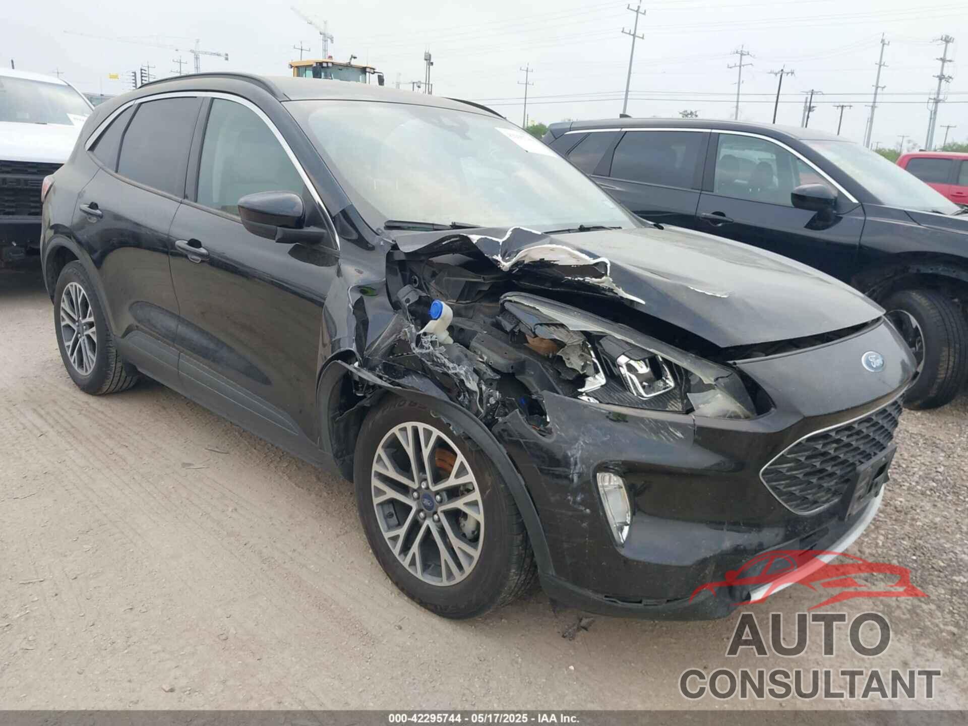 FORD ESCAPE 2020 - 1FMCU0H63LUA31648