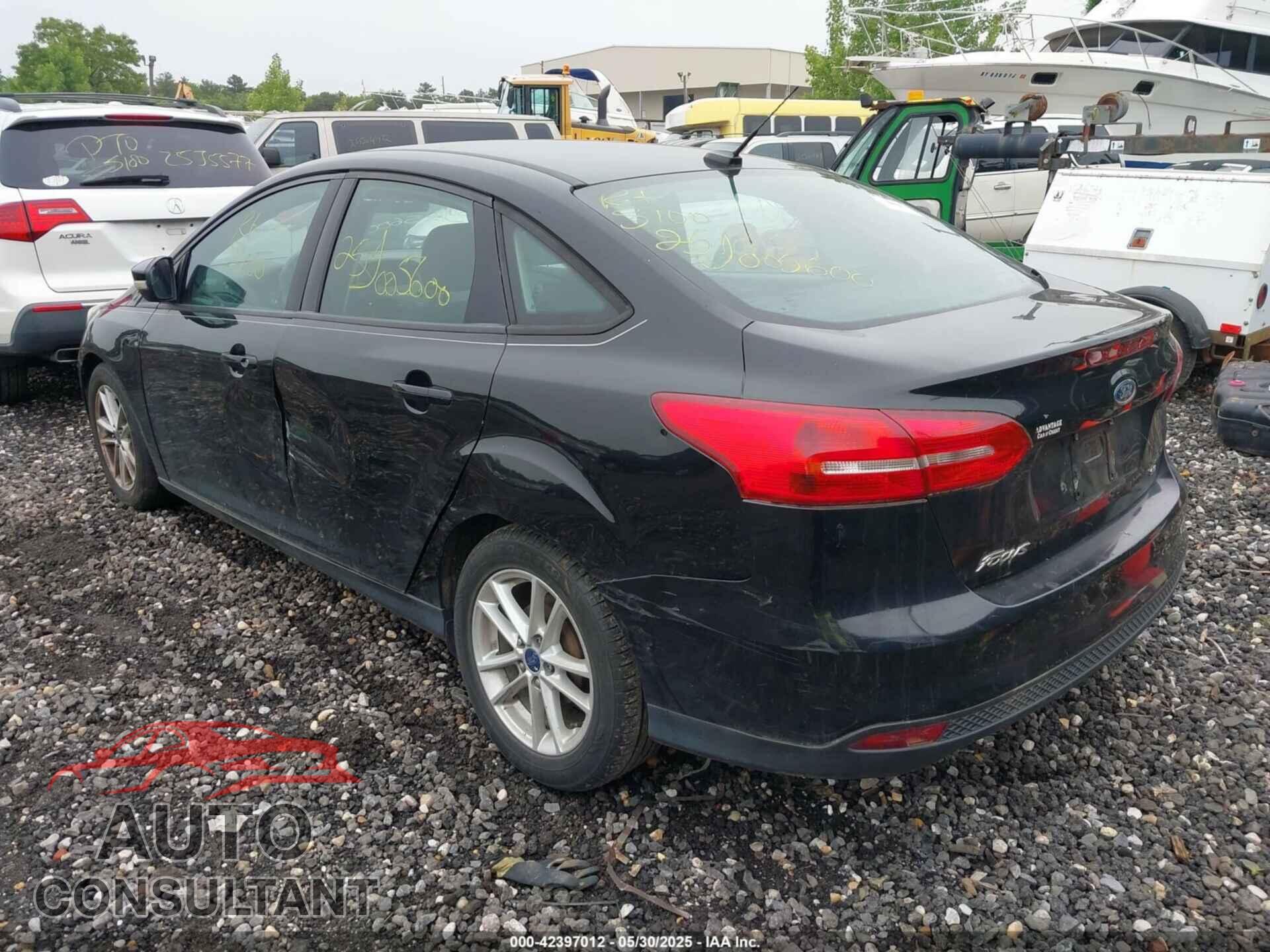 FORD FOCUS 2016 - 1FADP3F28GL274603