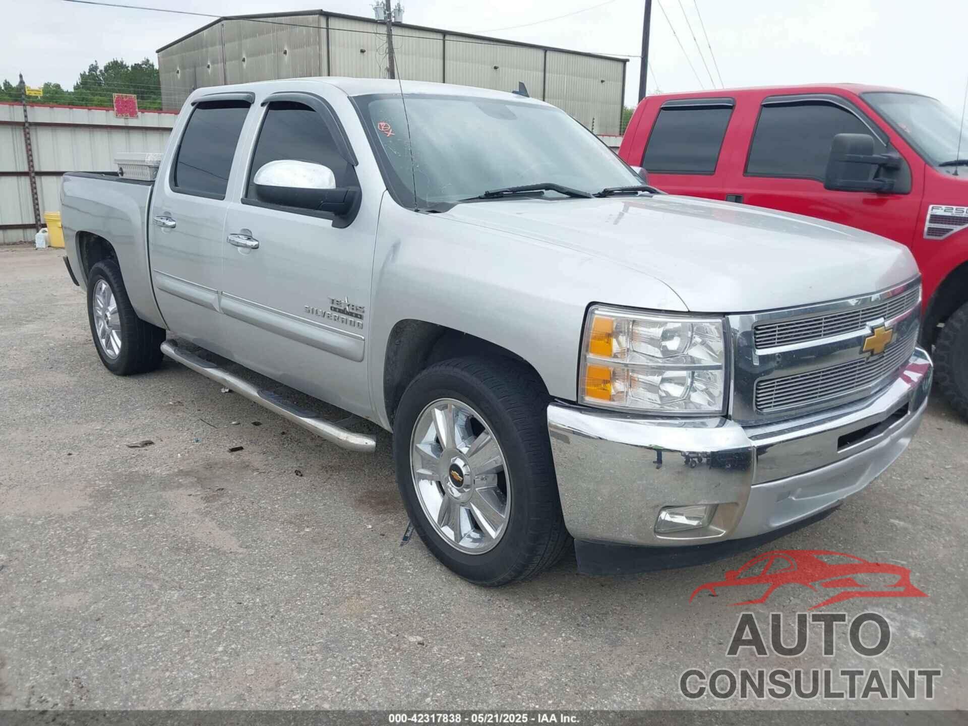 CHEVROLET SILVERADO 1500 2013 - 3GCPCSE01DG142935