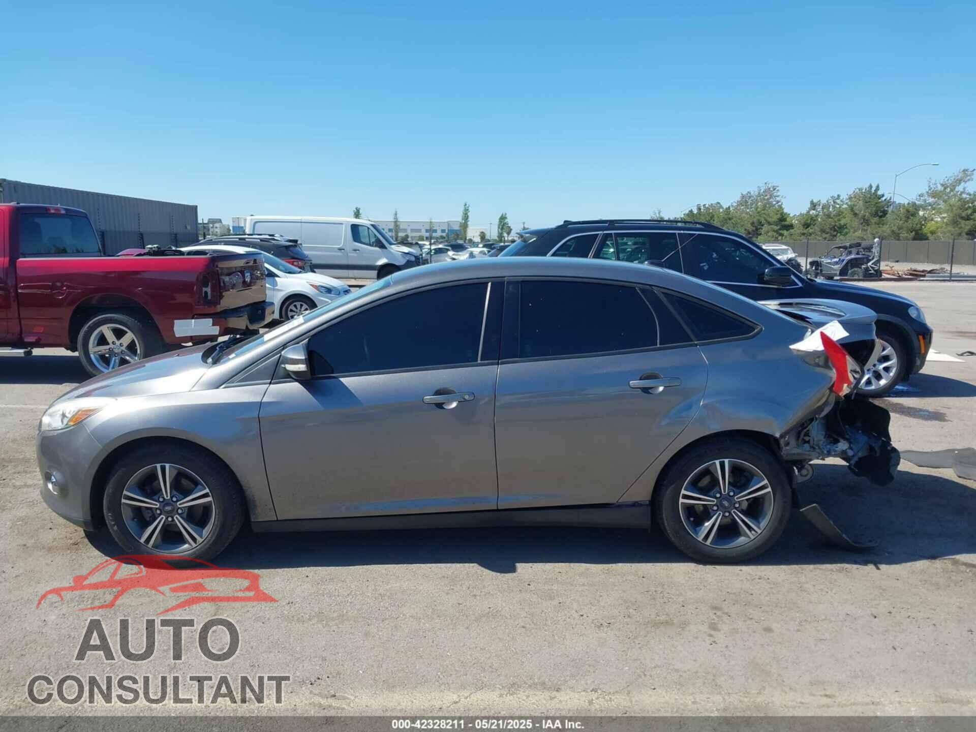 FORD FOCUS 2014 - 1FADP3F25EL162290
