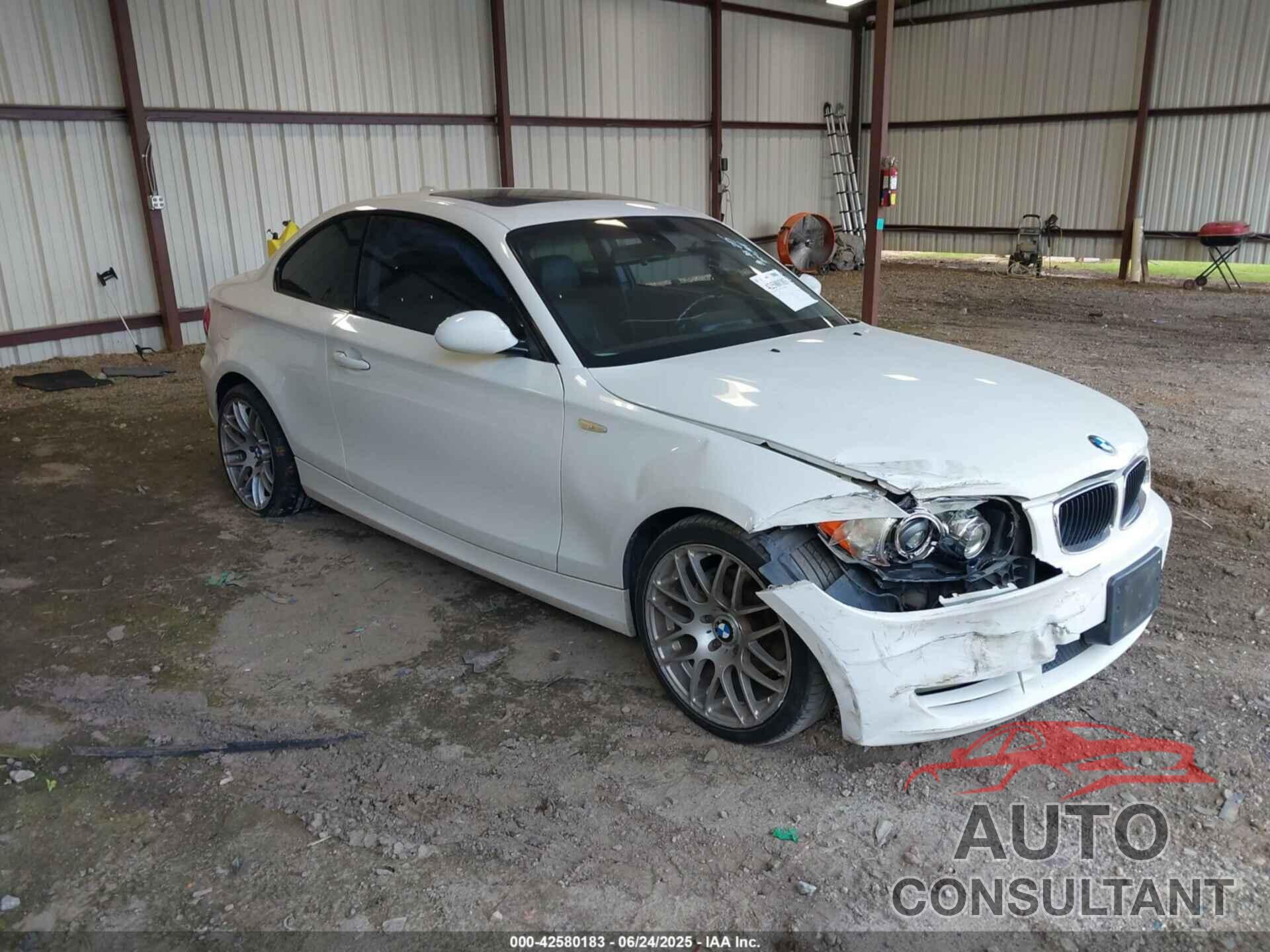 BMW 128I 2009 - WBAUP73599VK75814