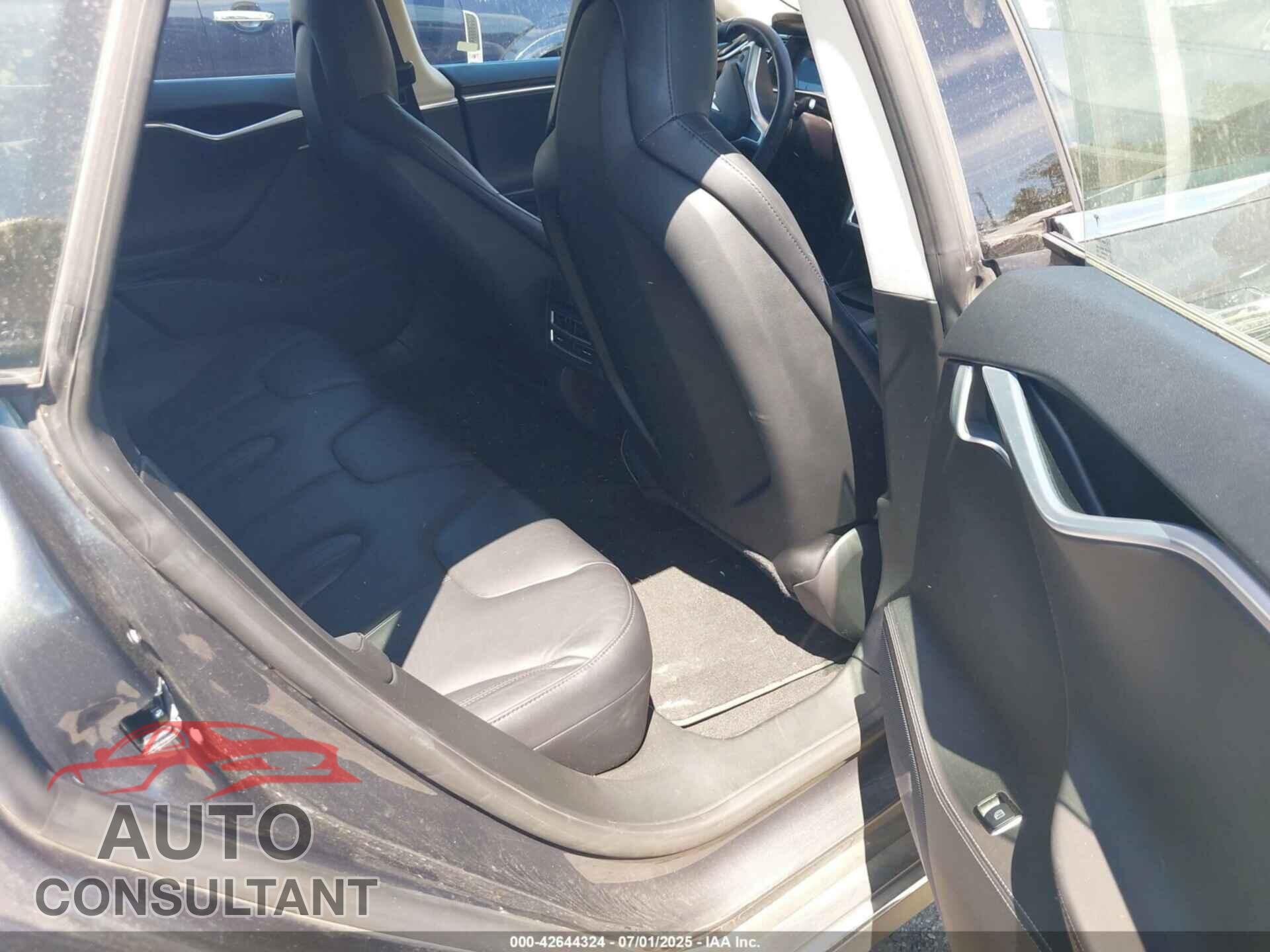 TESLA MODEL S 2015 - 5YJSA1H19FF080398